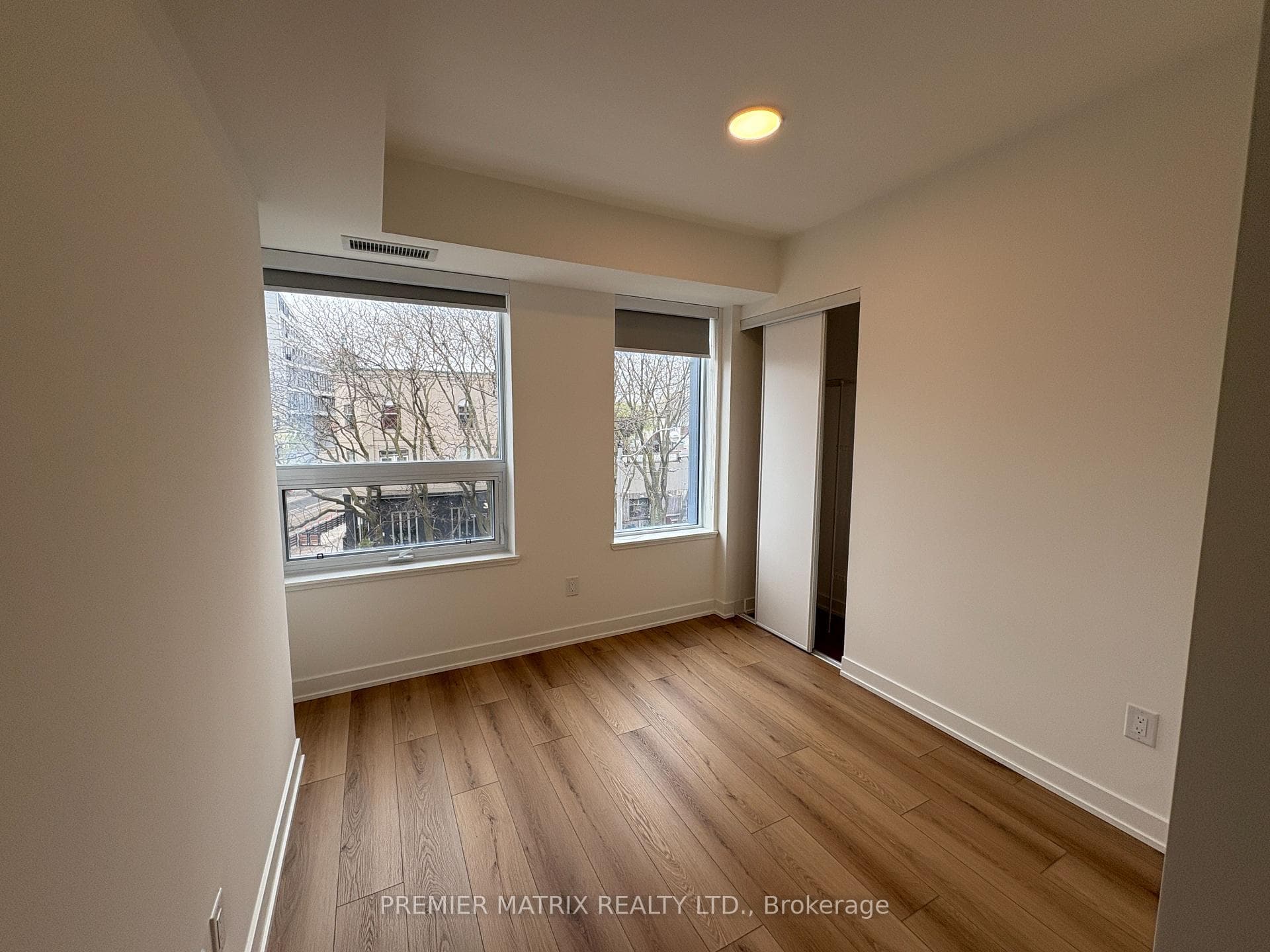 5 Lakeview Avenue Unit 309 photo 9