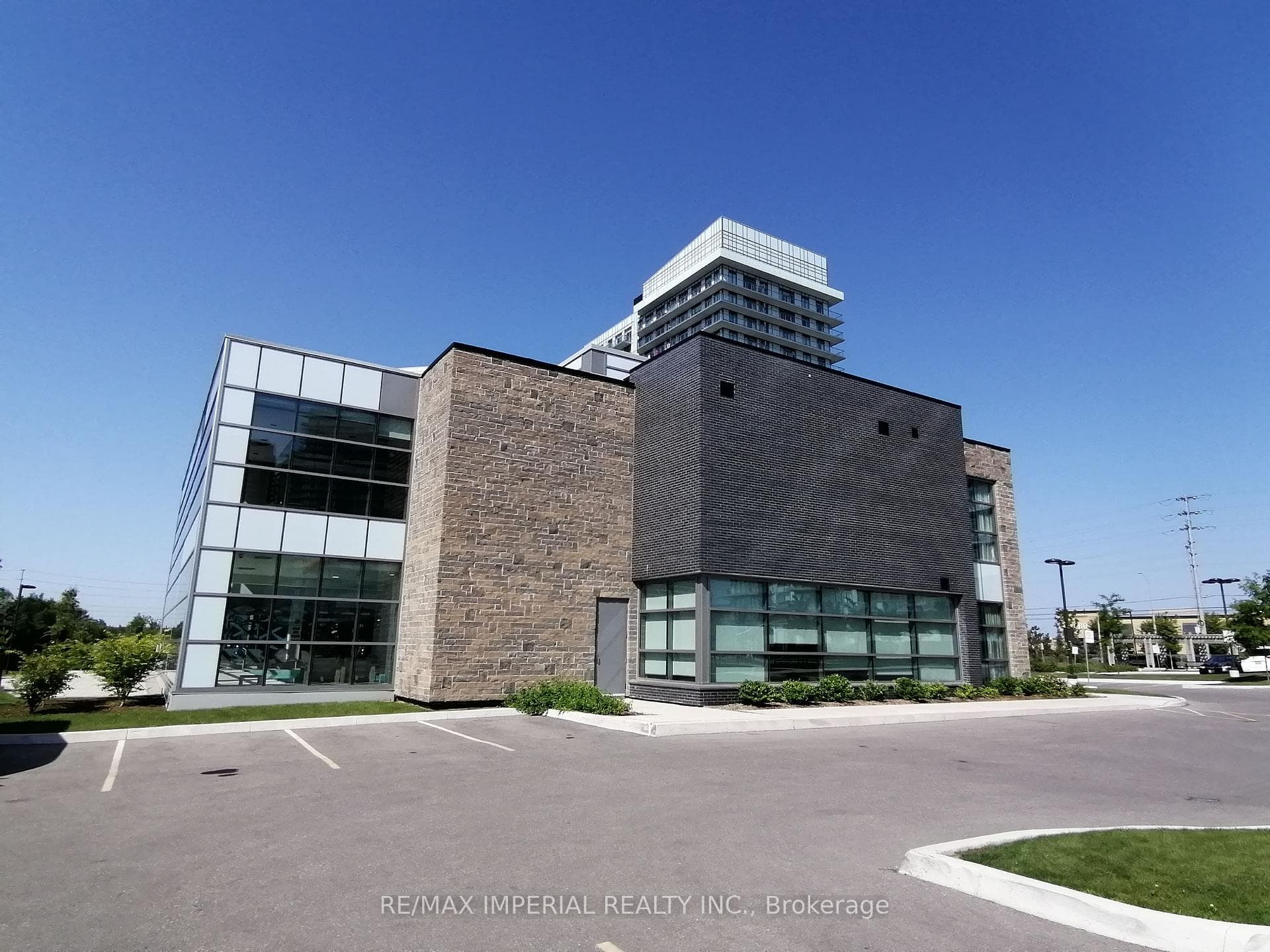 4699 Glen Erin Drive Unit 606 photo 24