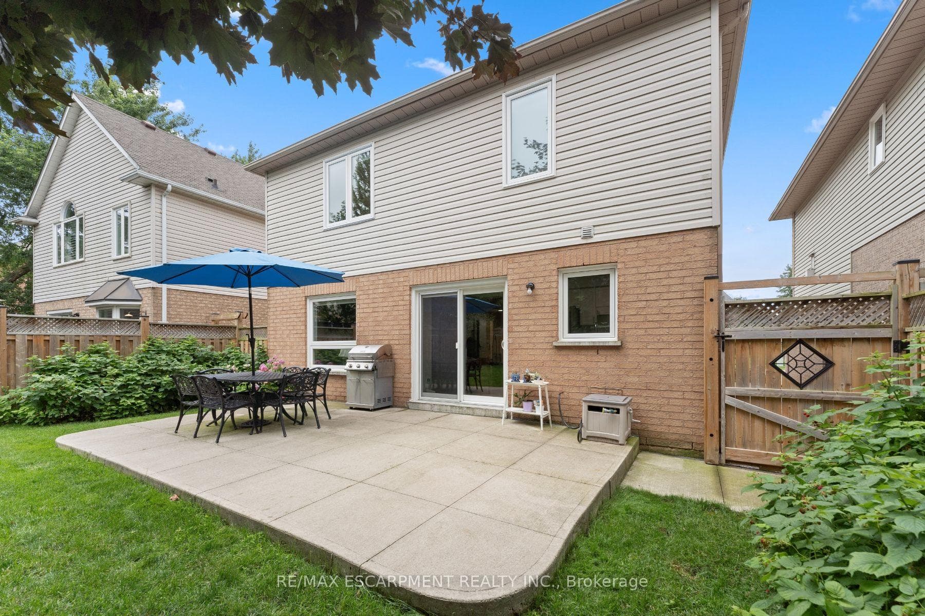 83 ROCKHAVEN Lane photo 35