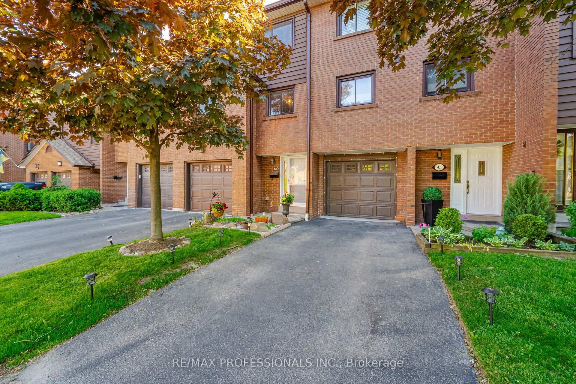 4230 Fieldgate Drive Unit 40 photo 3