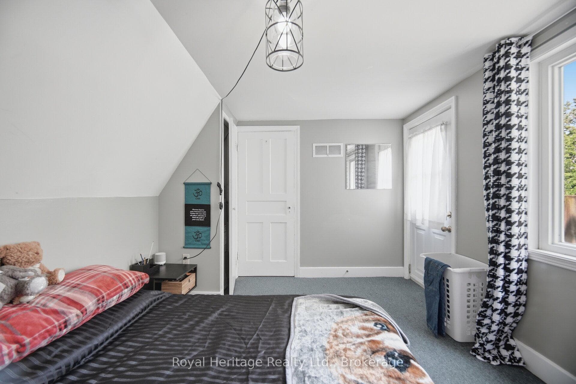 117 Nelson Street photo 28