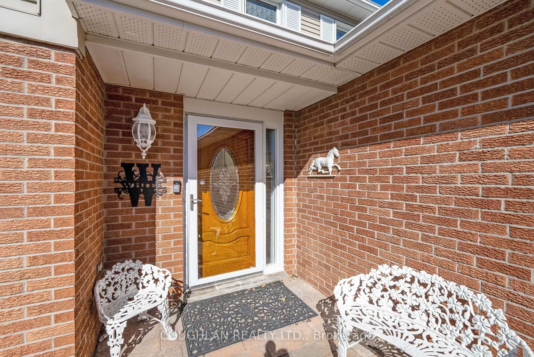 24 Colette Drive photo 3