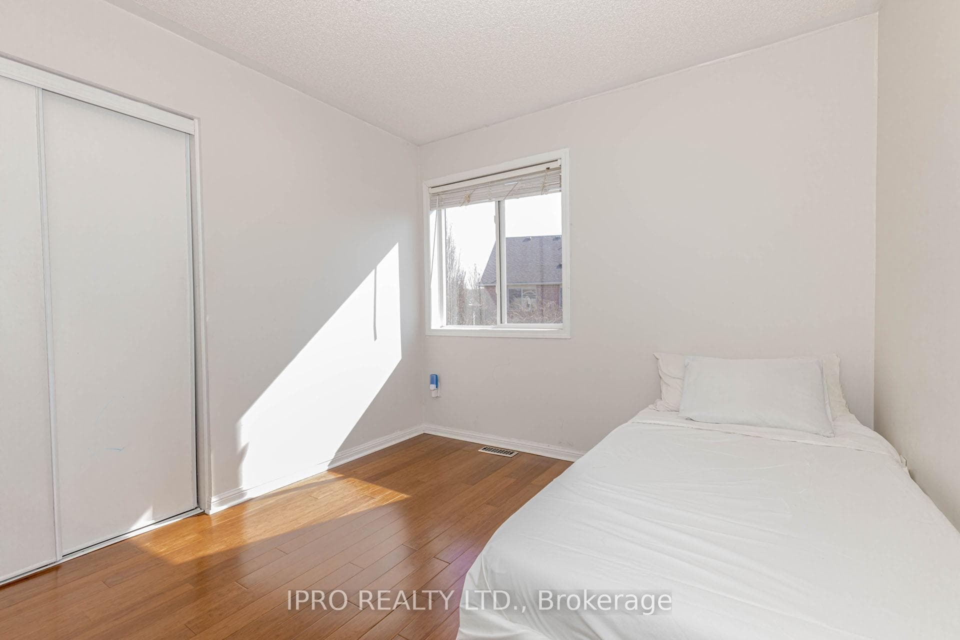 900 Mcneil Drive photo 31