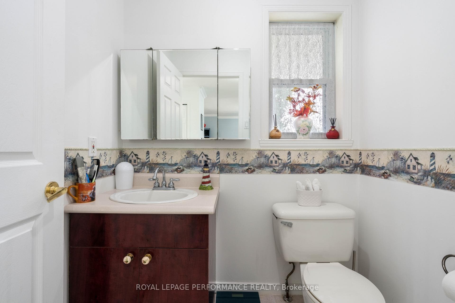 6123 MacBain Street photo 9