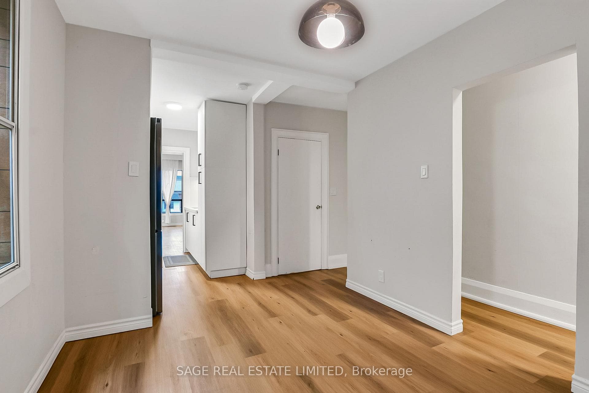 633 St Clair Avenue Unit Upper photo 9