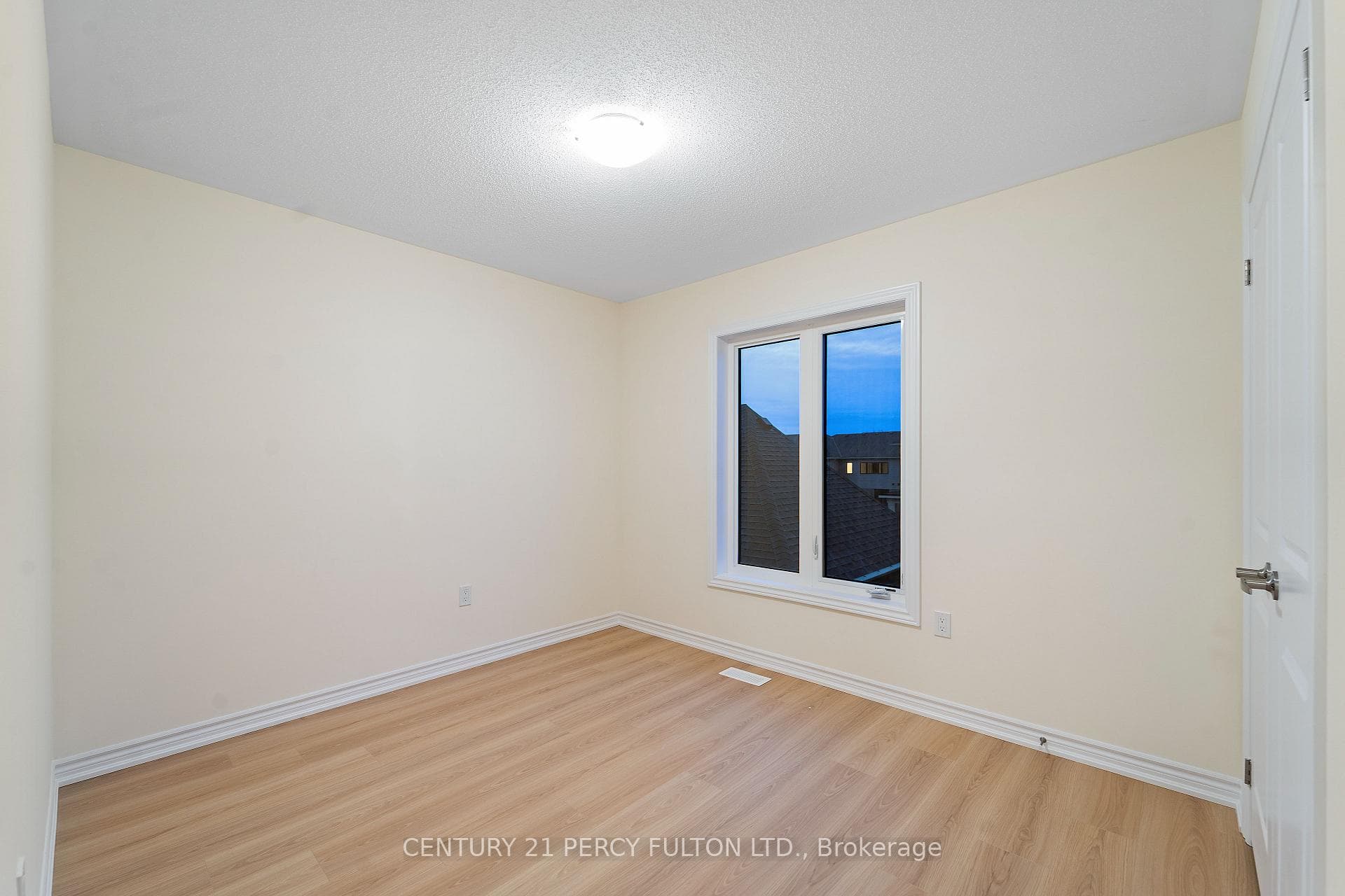 150 Alcorn Drive photo 20