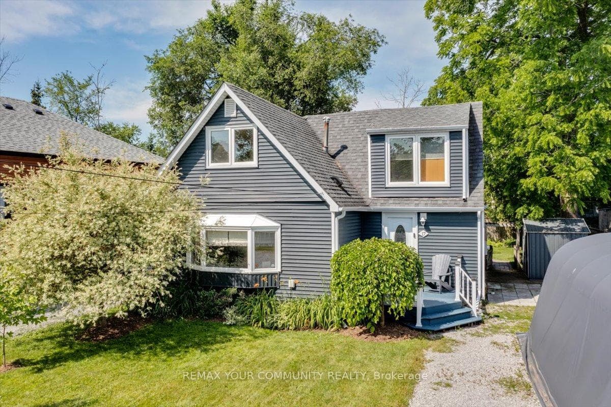 17 Farley Circle photo 3