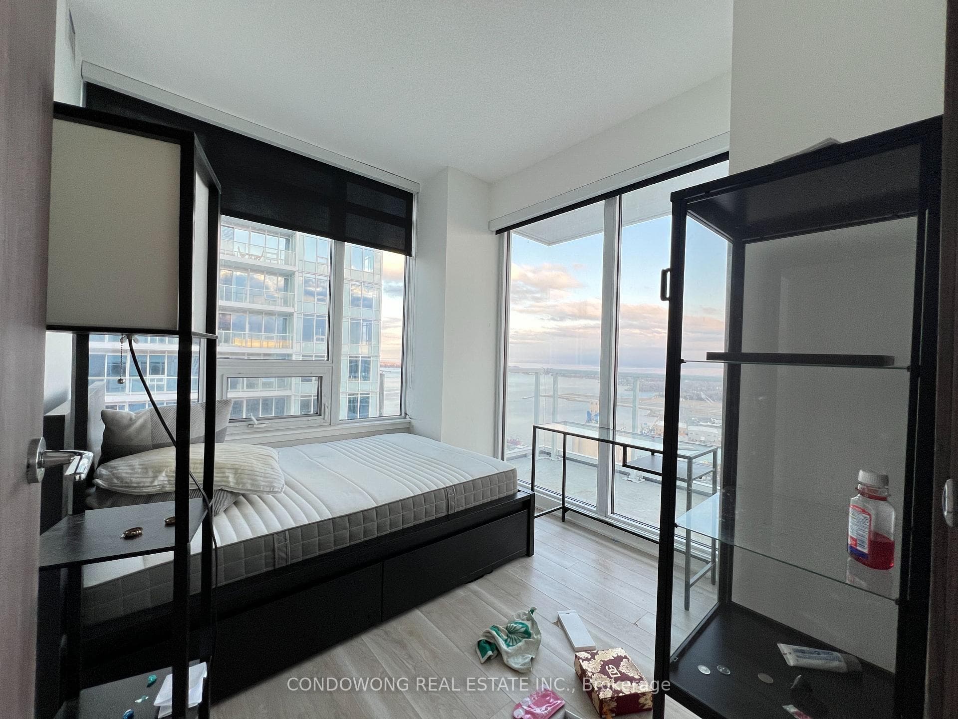 19 Bathurst Street Unit 3811 photo 13