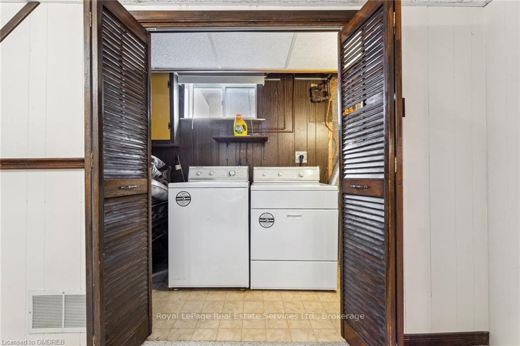 36 LINTON Avenue photo 33