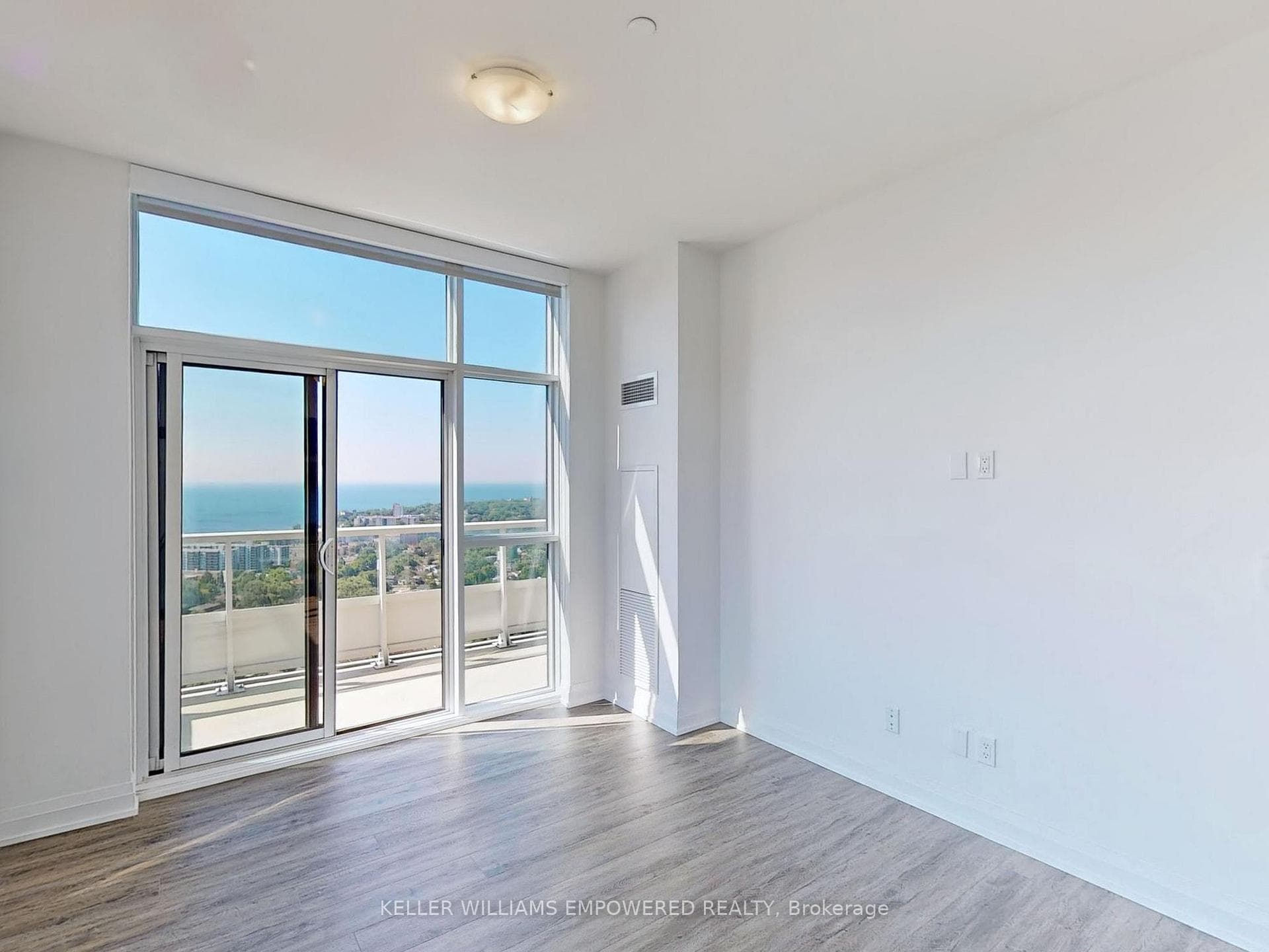 251 Manitoba Street Unit 2904 photo 13