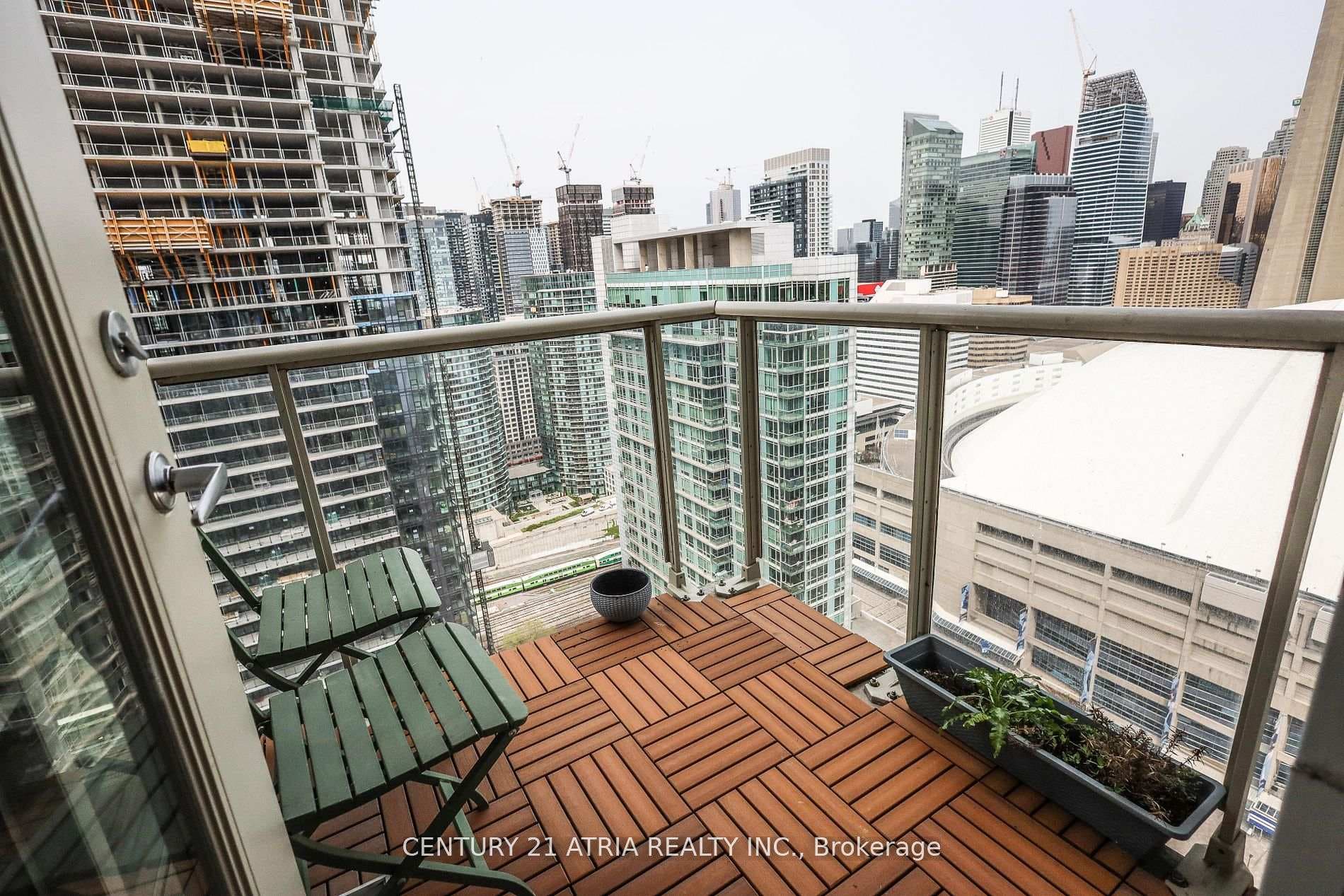 10 Navy Wharf Court Unit 4006 photo 22