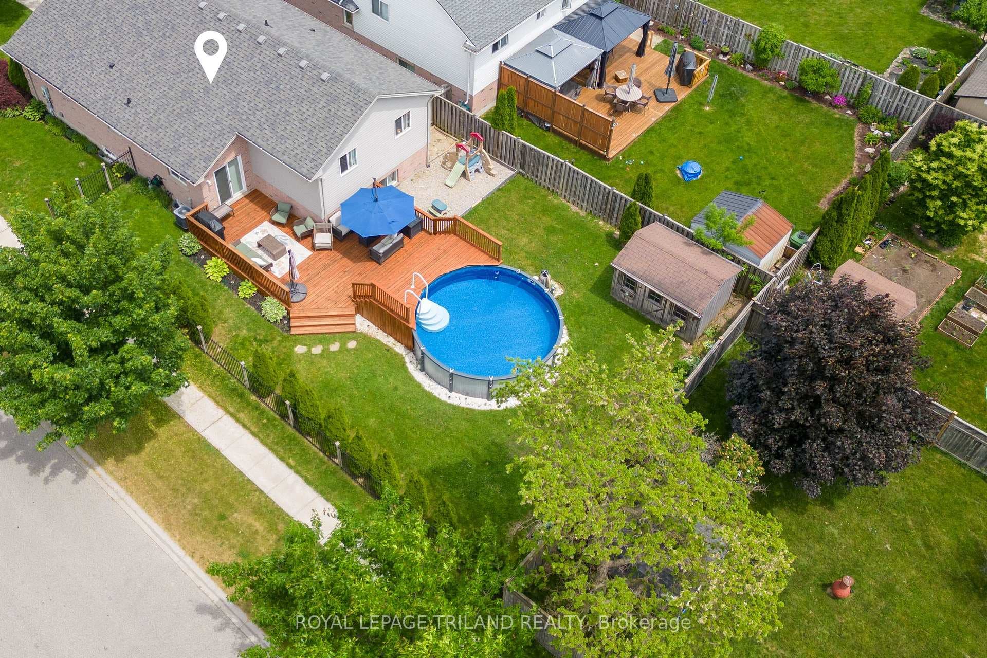 2 Redtail Court photo 39