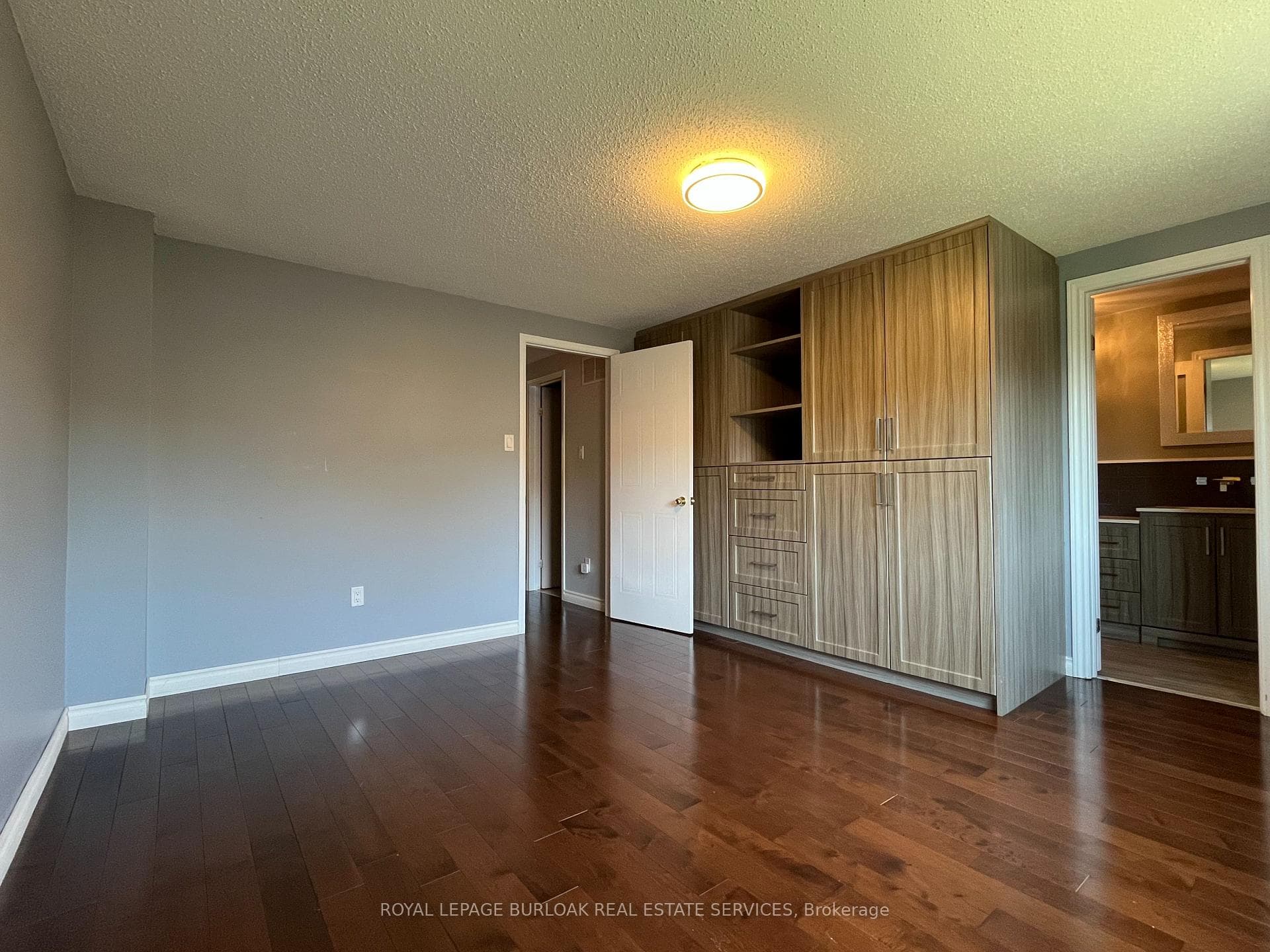2272 Mowat Avenue Unit 68 photo 19