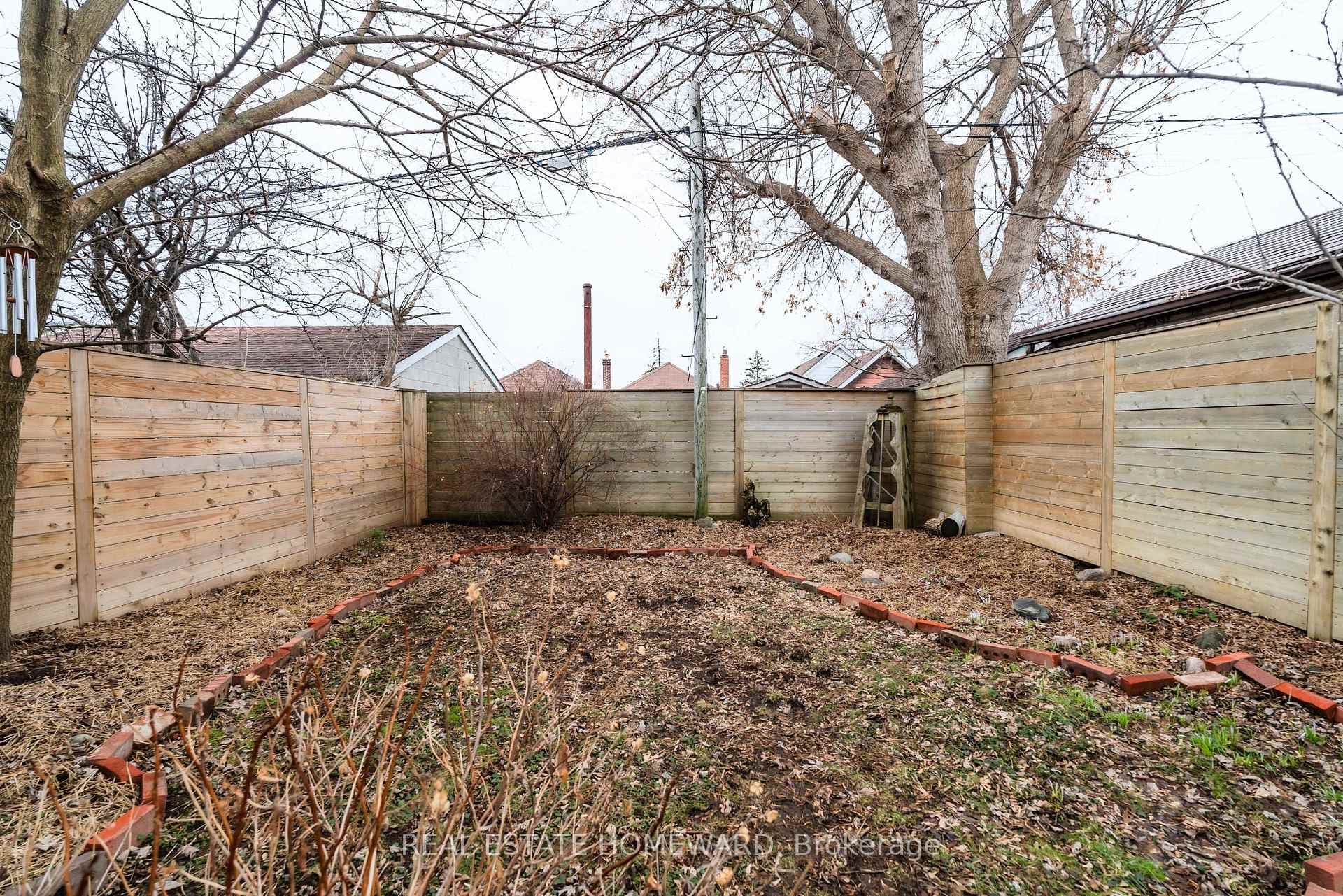 30 Ronald Avenue photo 39