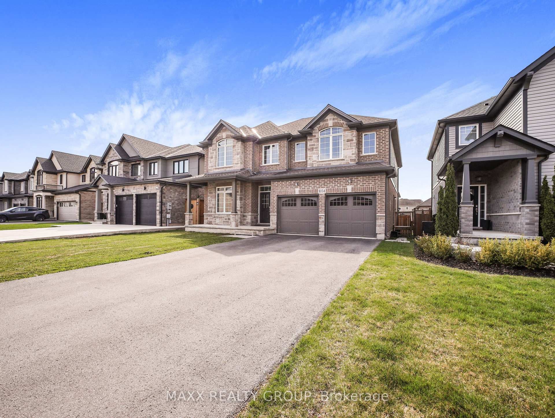 9354 Shoveller Drive photo 4
