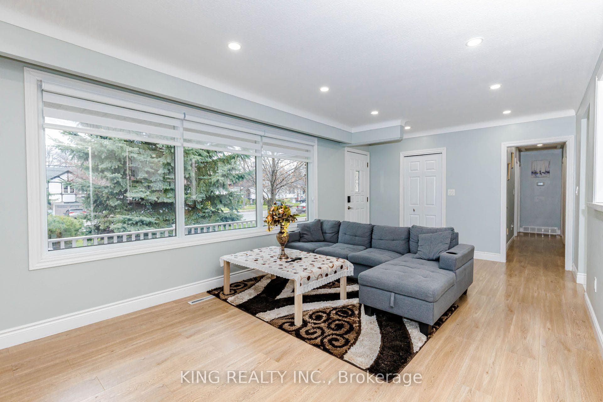 476 BUNTING Road photo 15