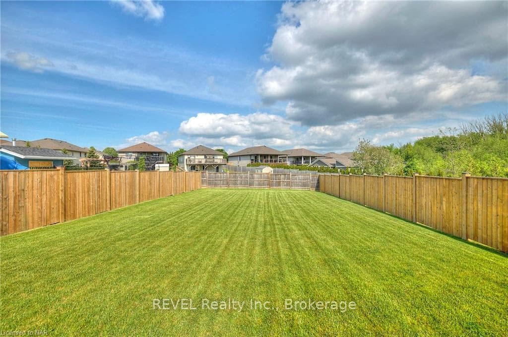 264 CLARE Avenue photo 45