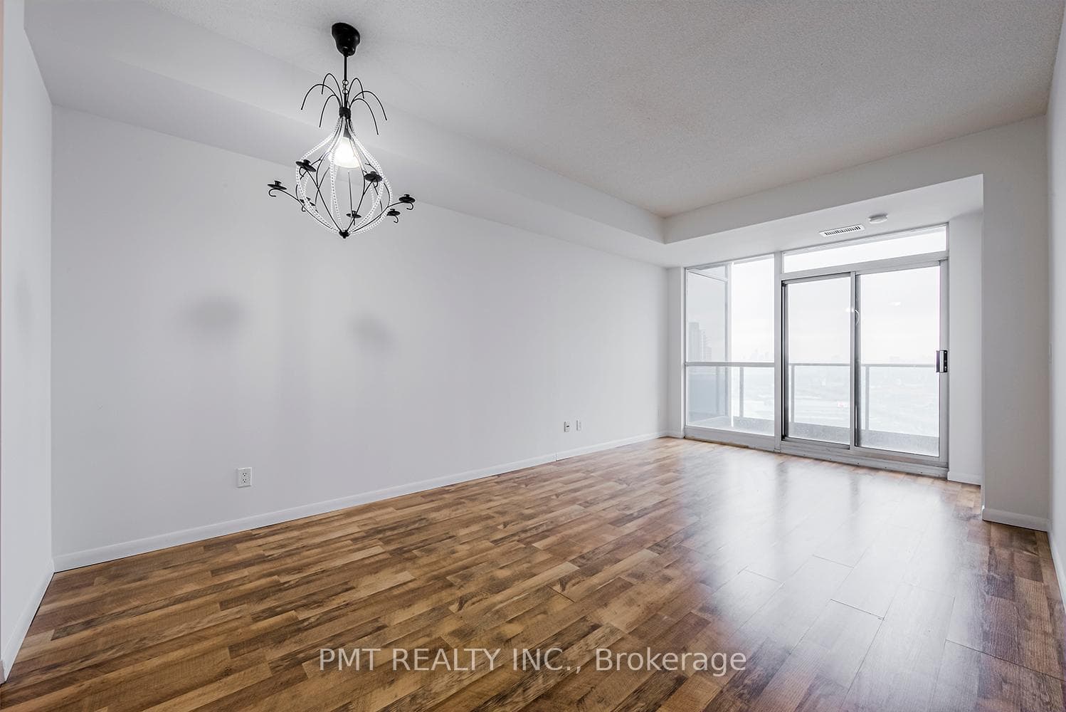 219 Fort York Boulevard Unit 3212 photo 4