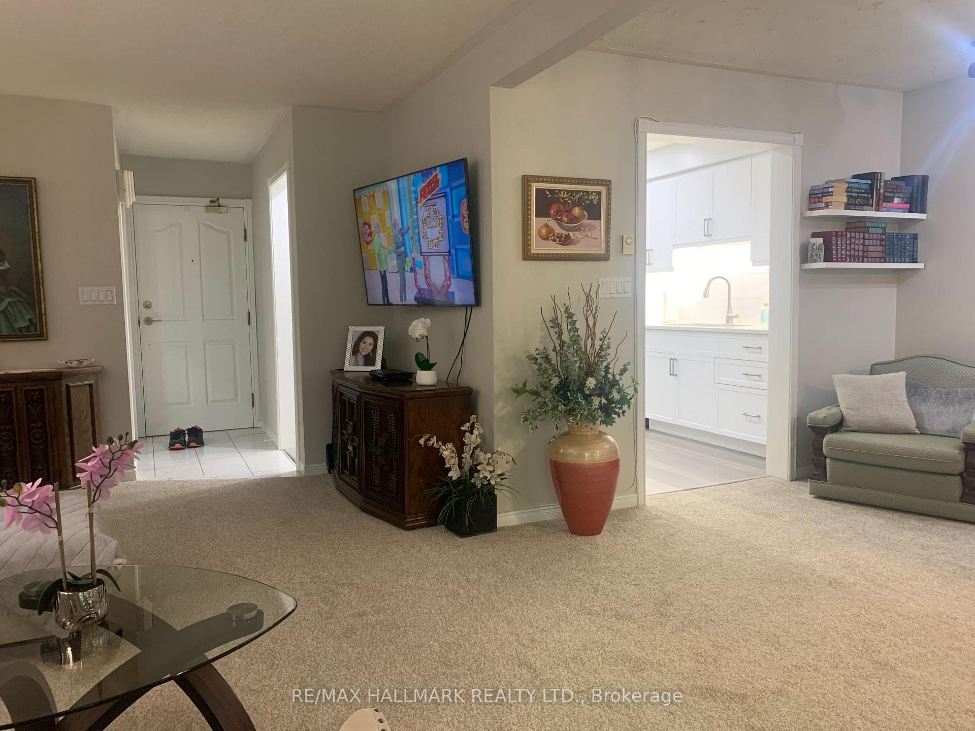 3050 Pinemeadow Drive Unit 62 photo 8