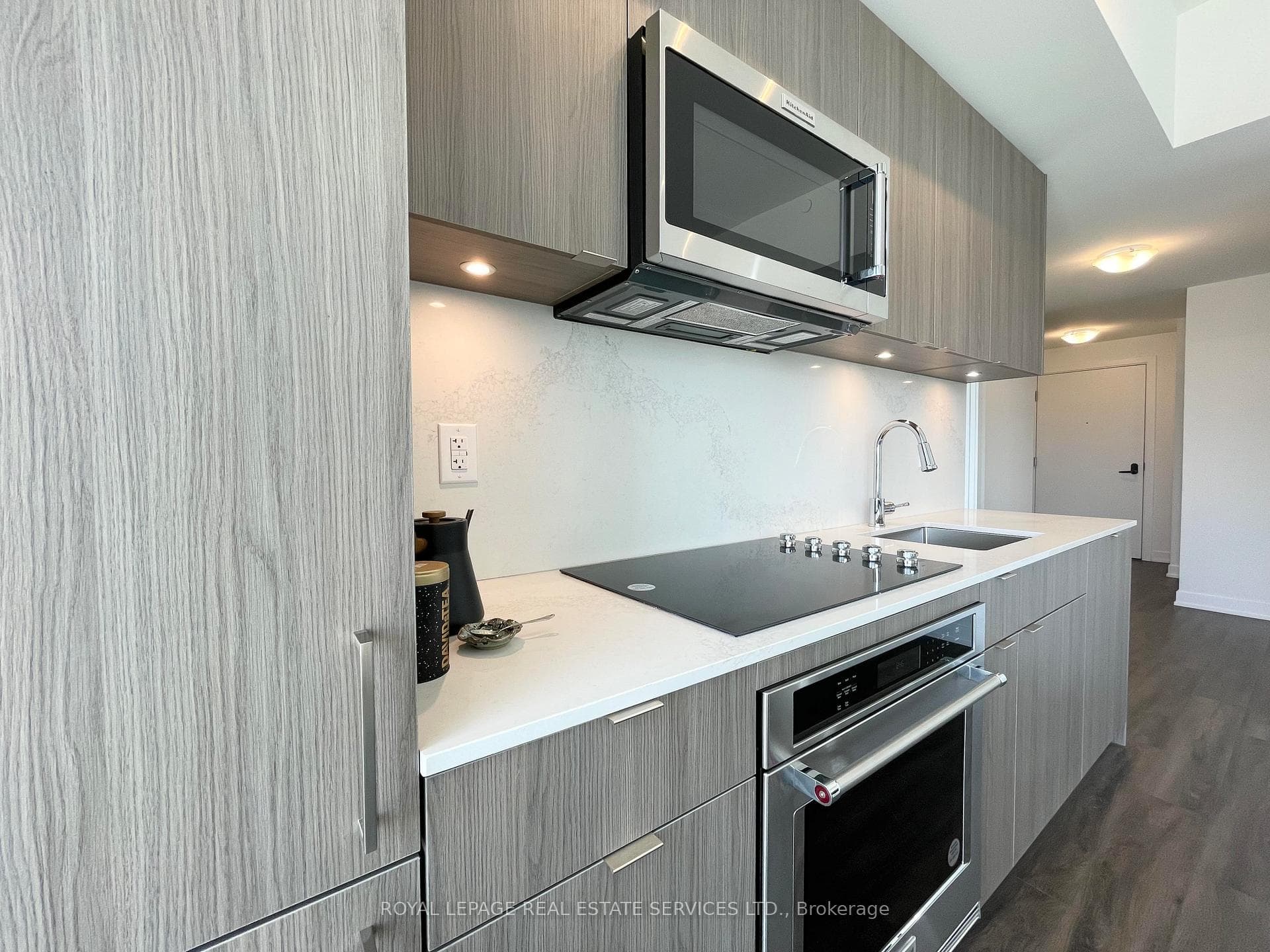 220 Missinnihe Way Unit 406 photo 12