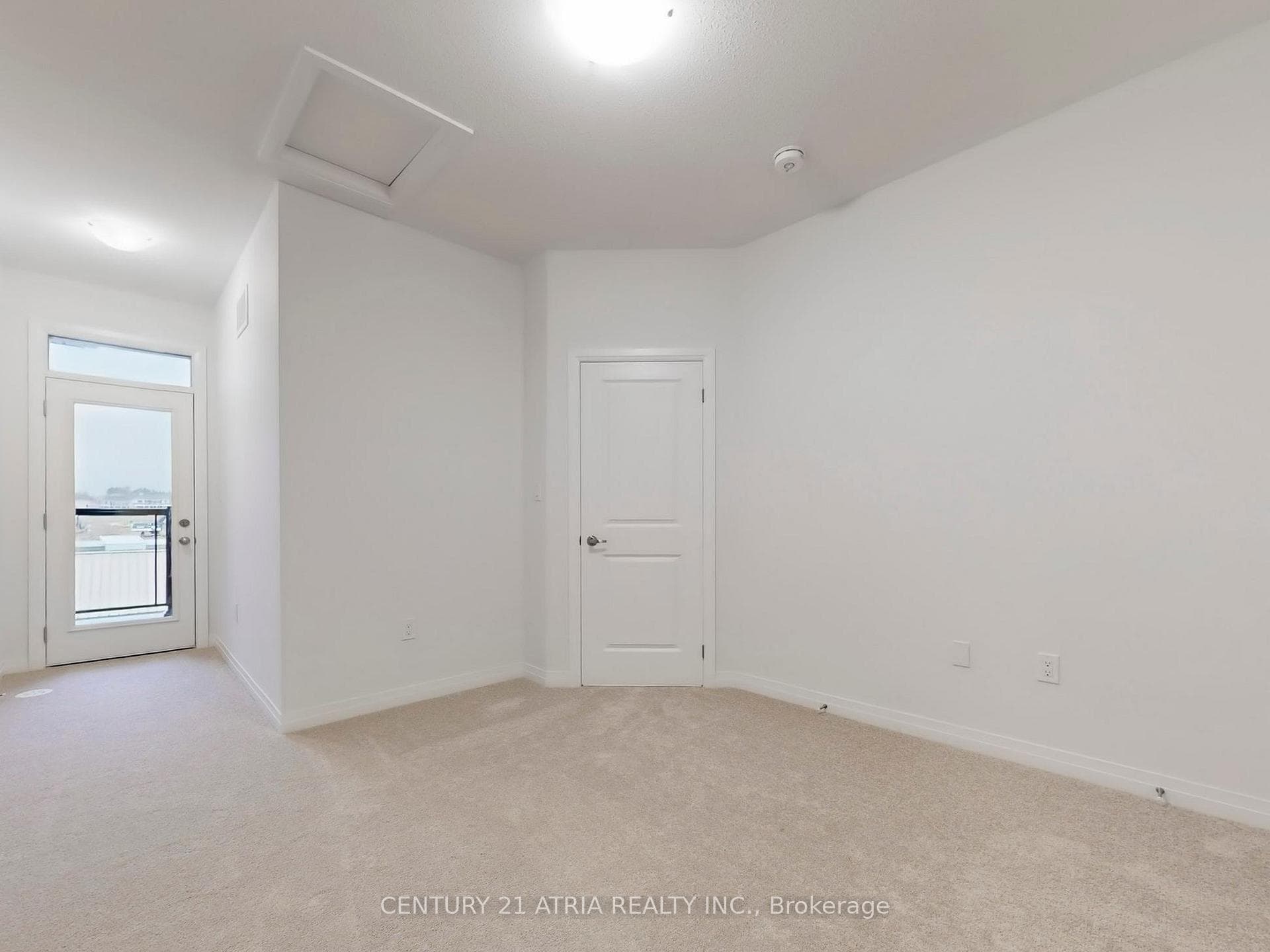 16 Harold Wilson Lane photo 16