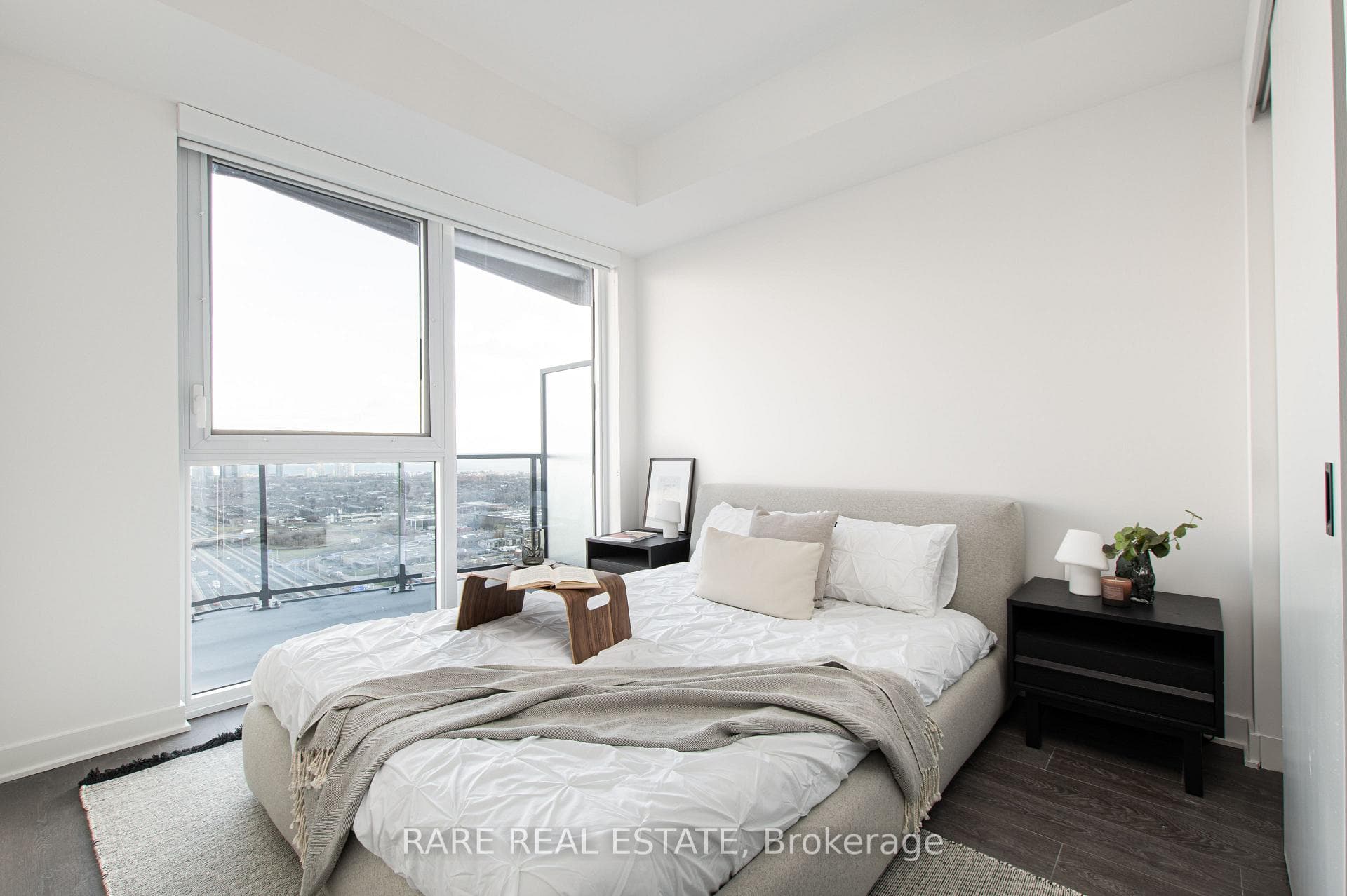 36 Zorra Street Unit 809 photo 2
