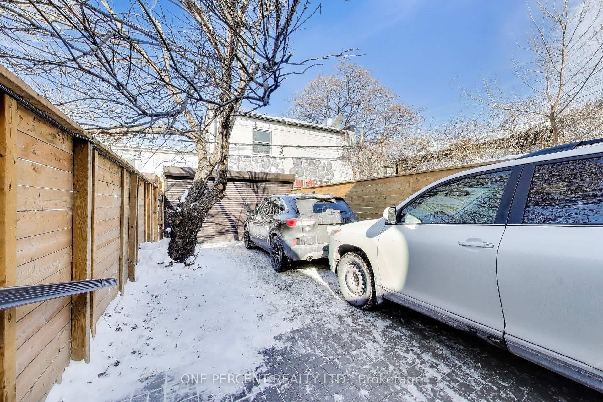 756 Richmond Street photo 40
