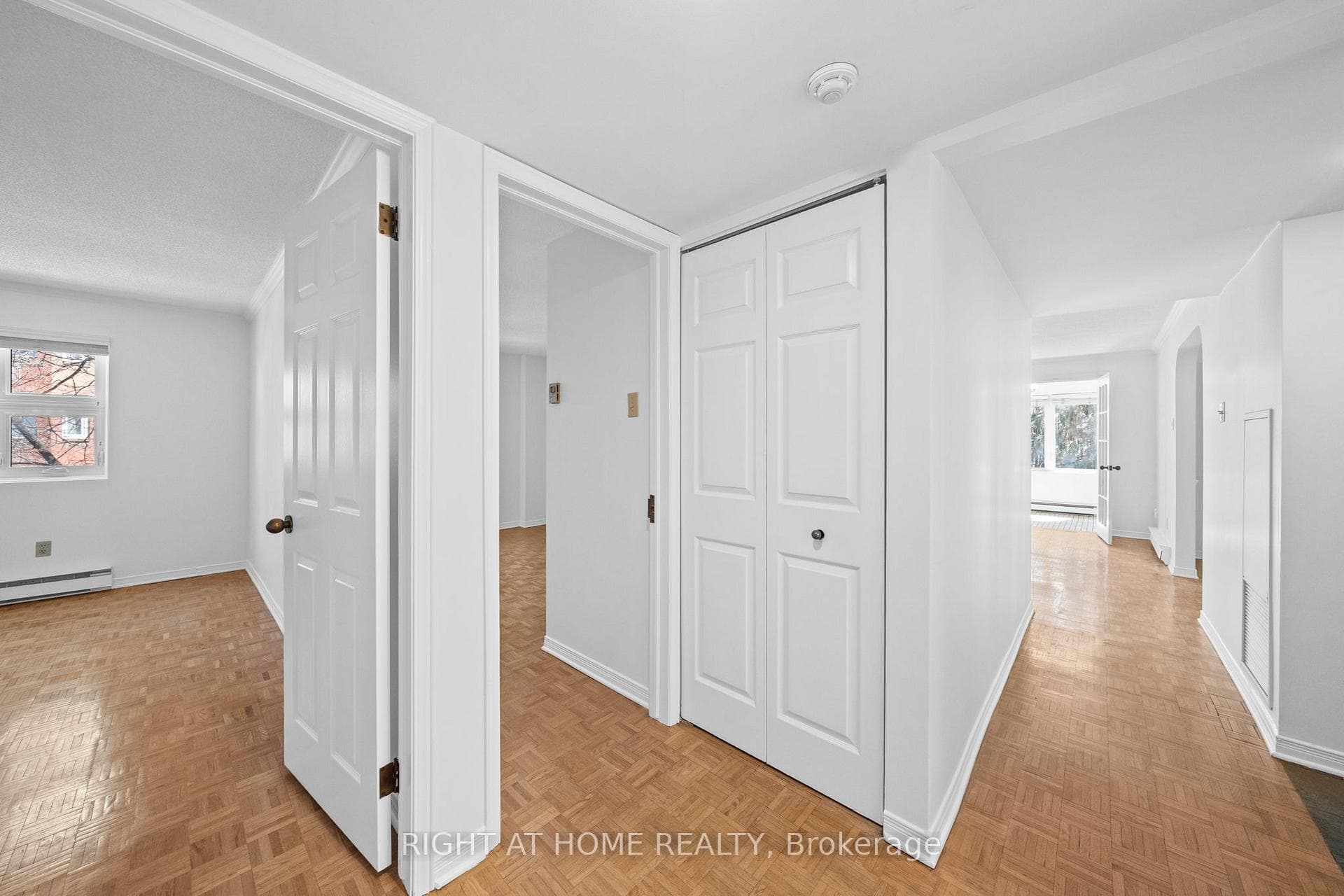320 Crichton Street Unit 301 photo 26