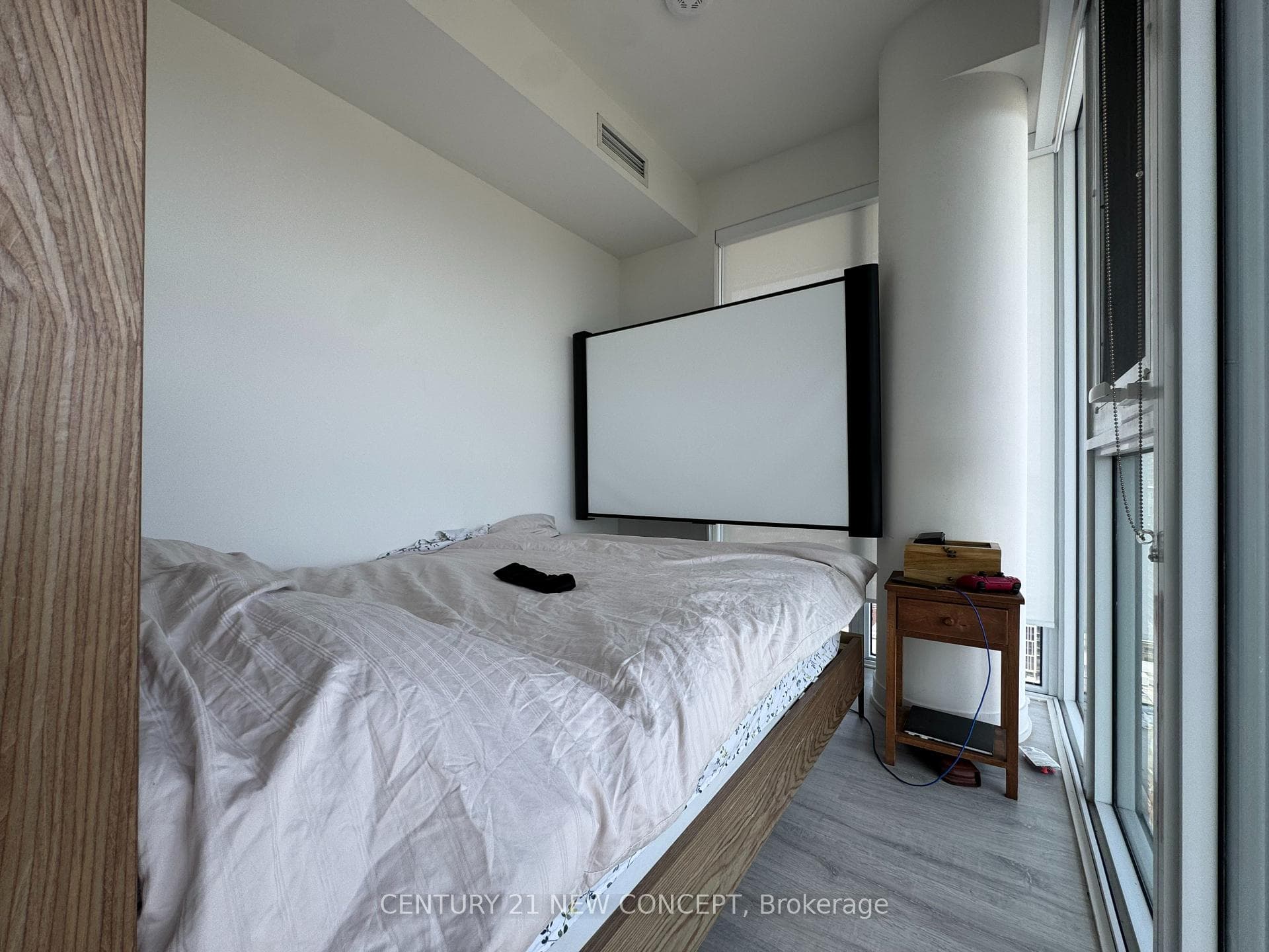 70 Princess Street Unit 2402 E photo 6