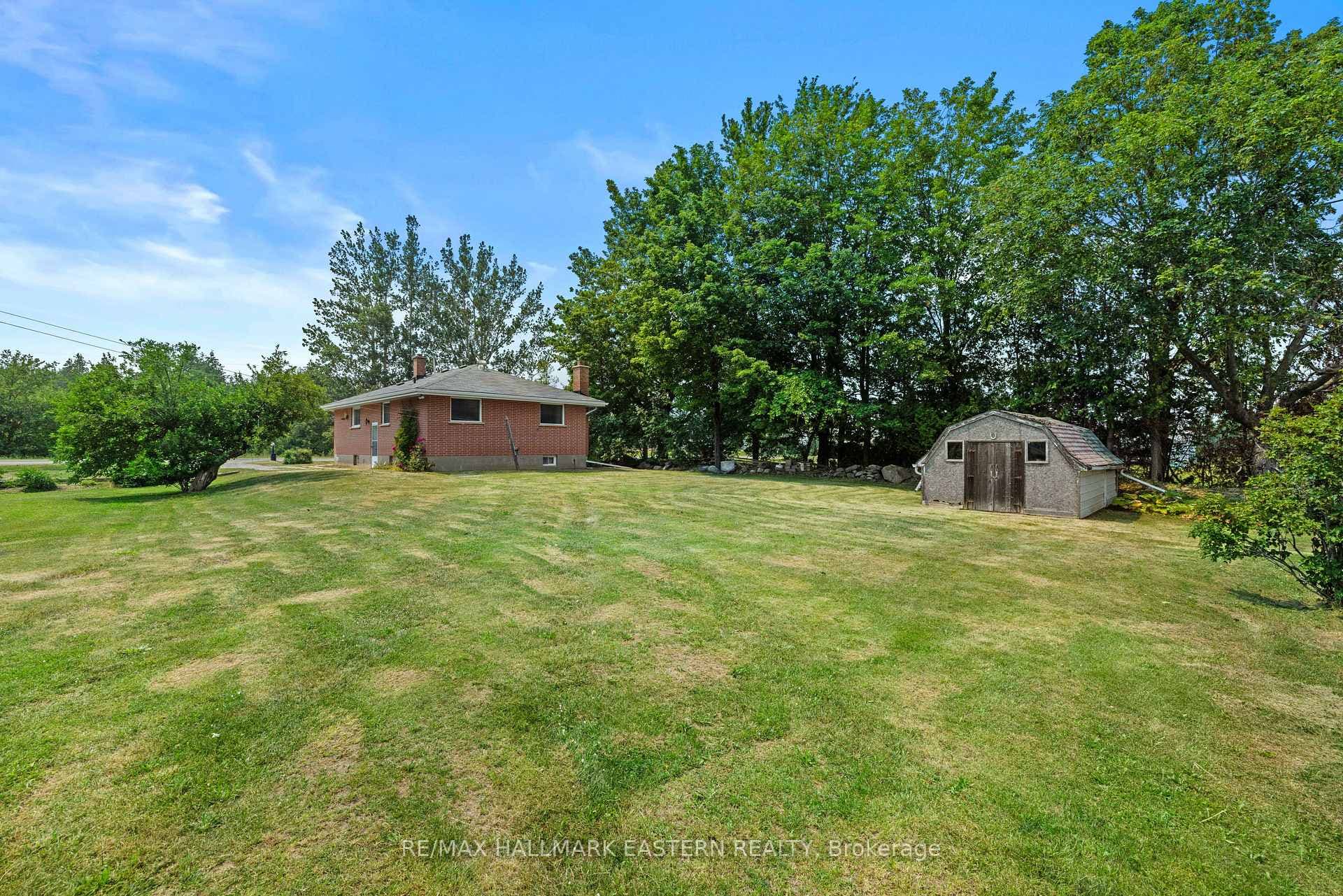 921 Robinson Road photo 27