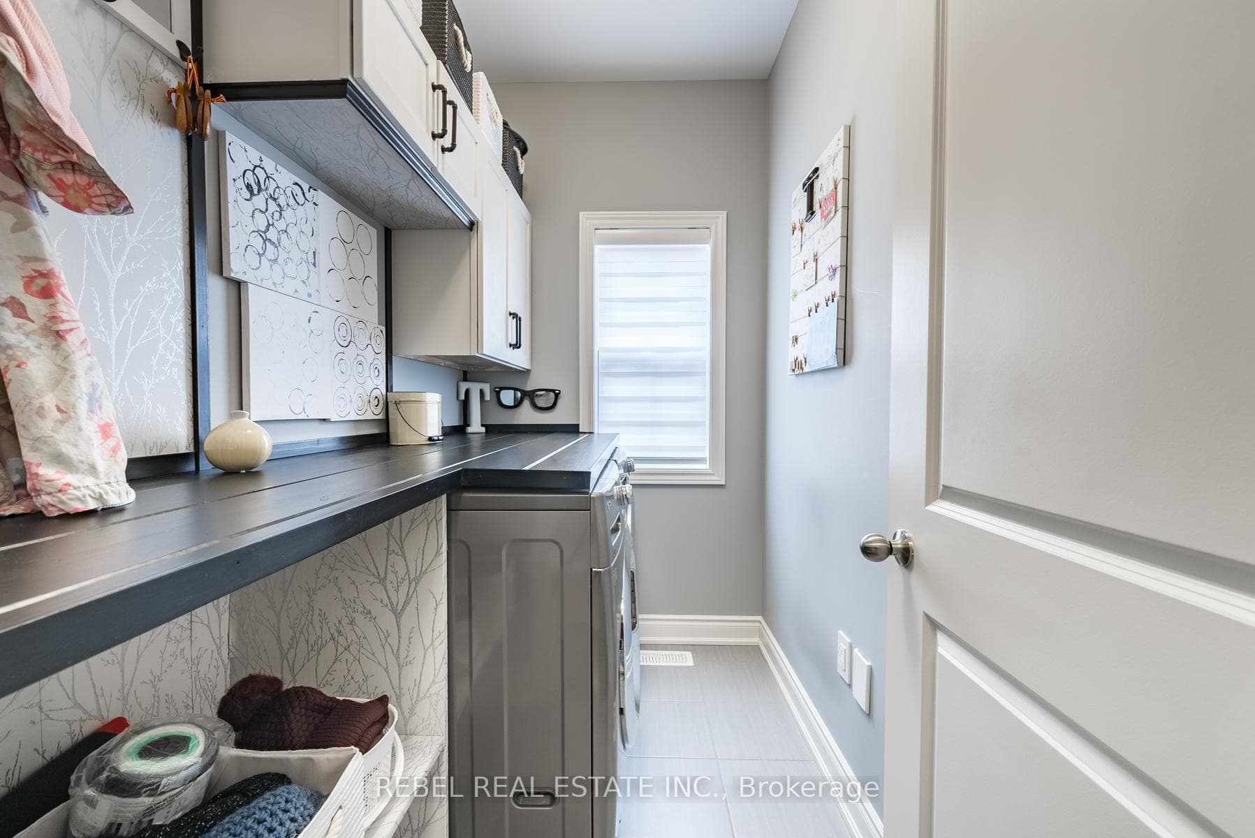 724 Samuel Angrove Avenue photo 21