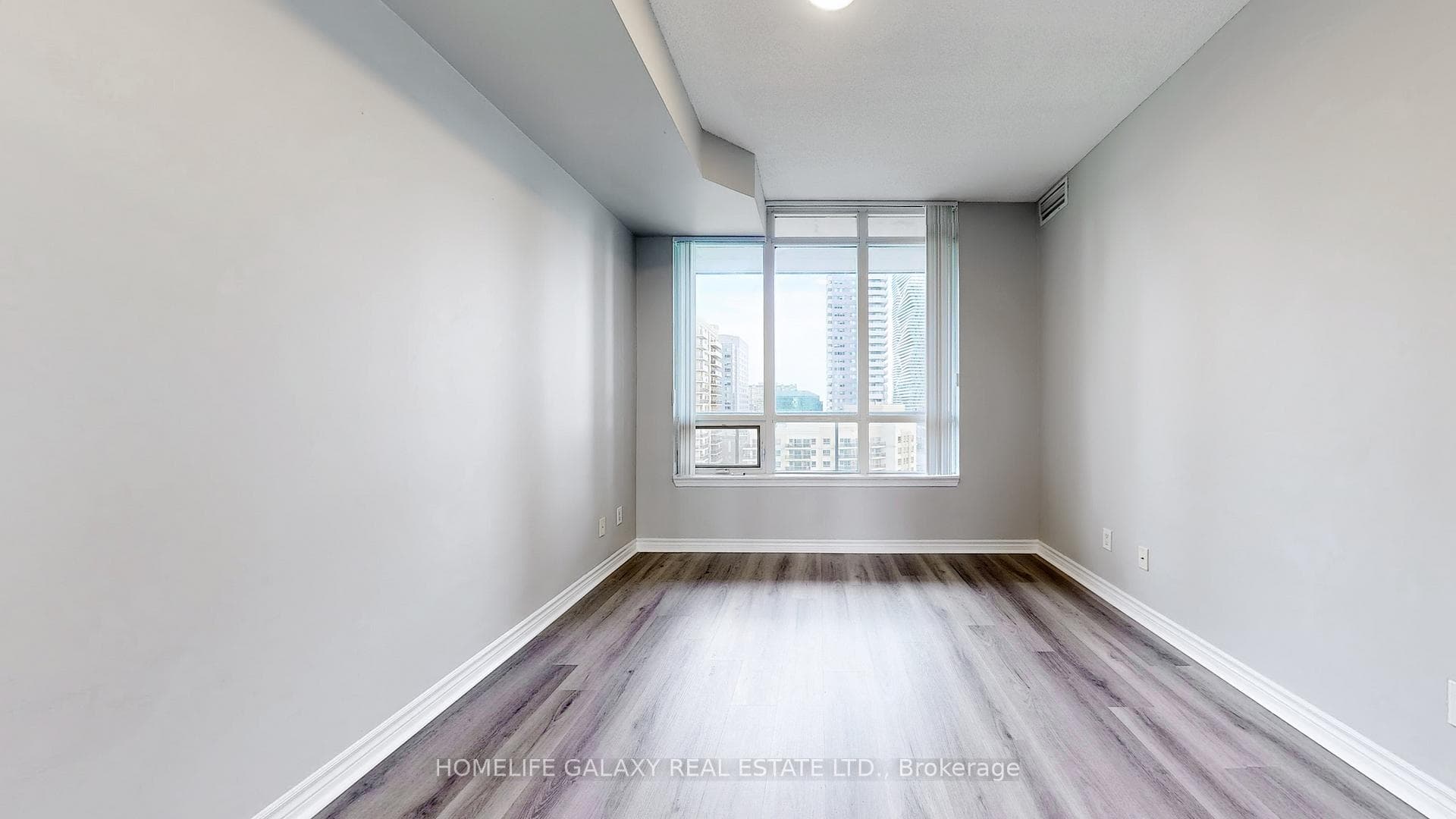 388 Prince Of Wales Drive Unit 901 photo 11