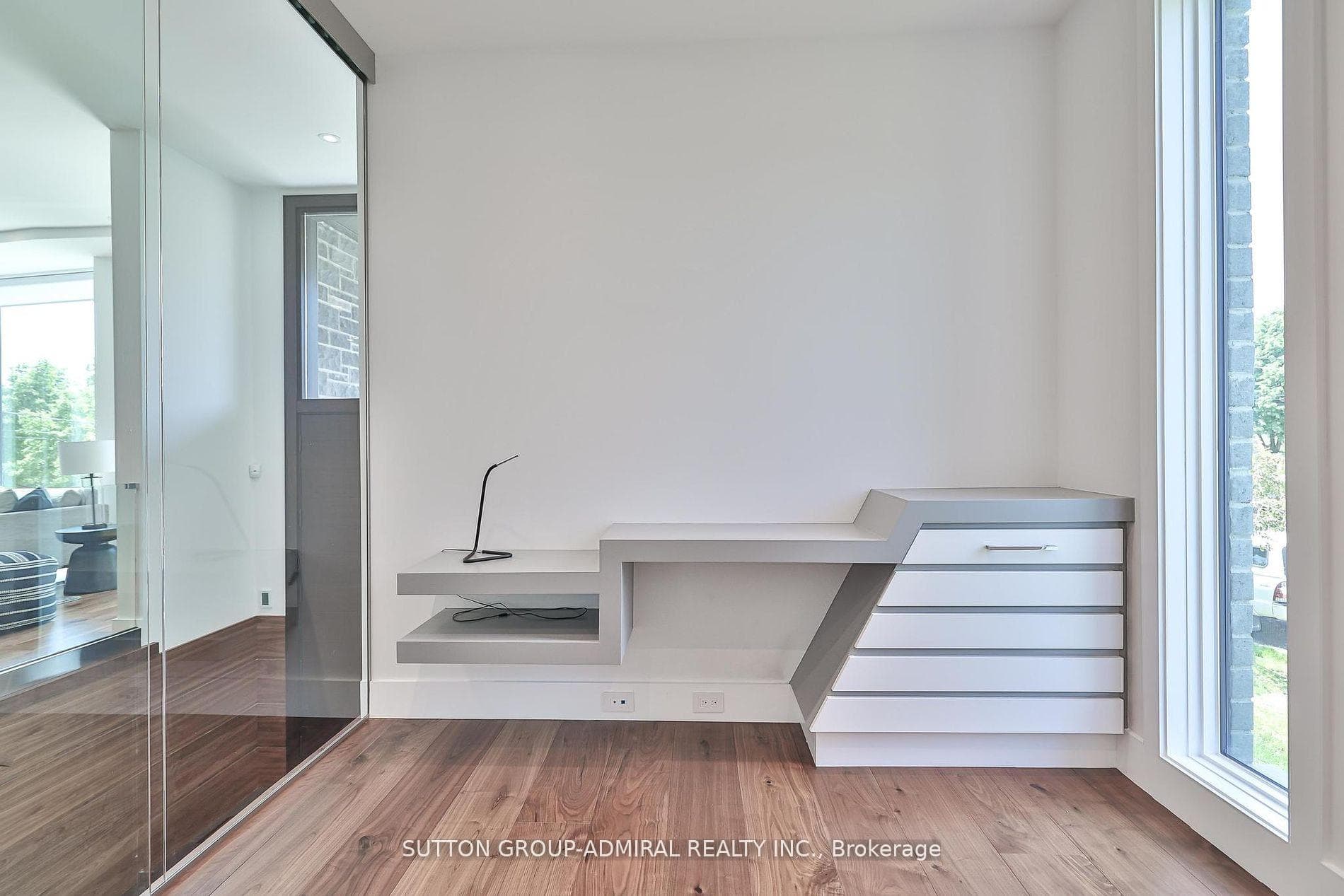 118 Haddington Avenue photo 8