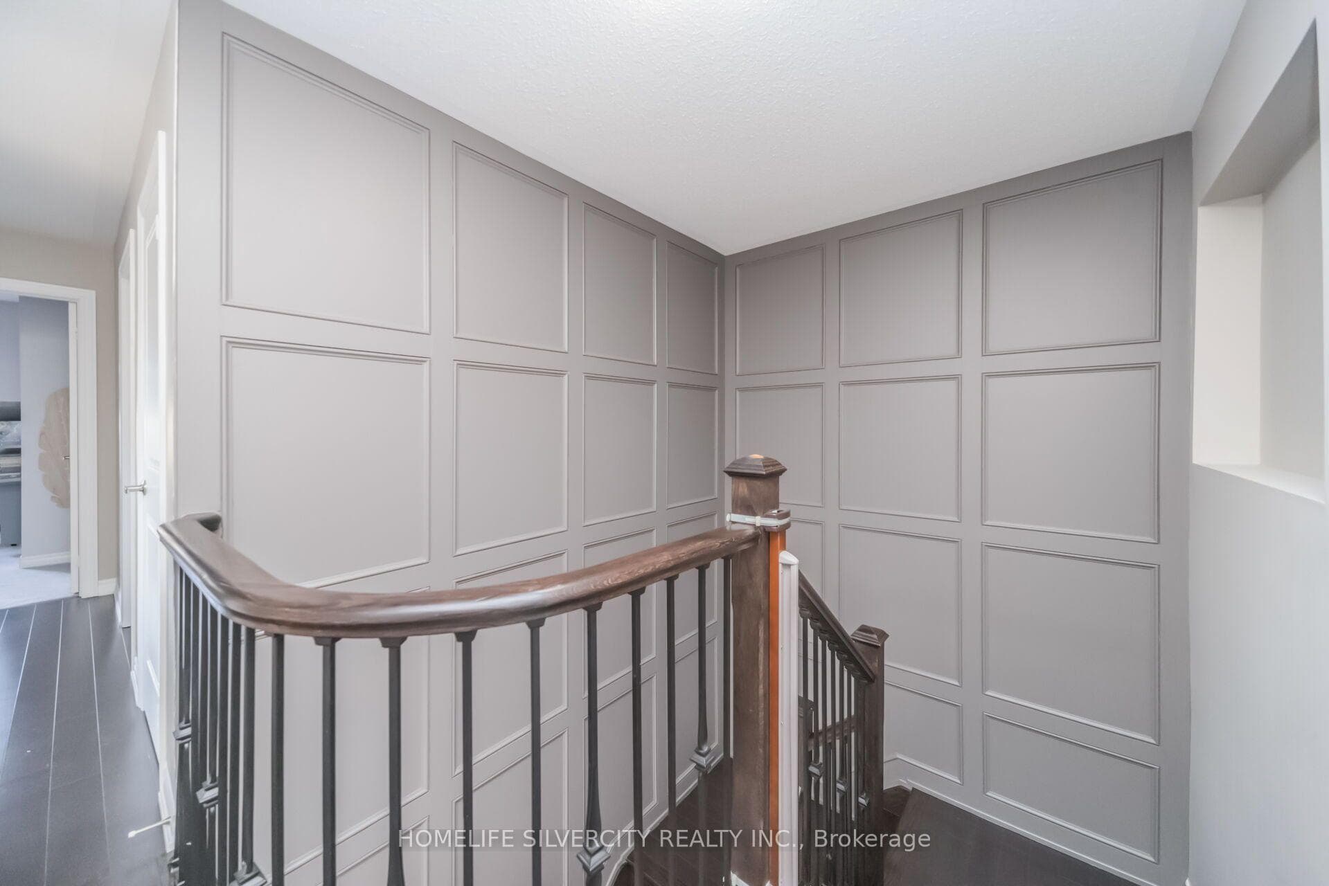 14 Observatory Crescent photo 21