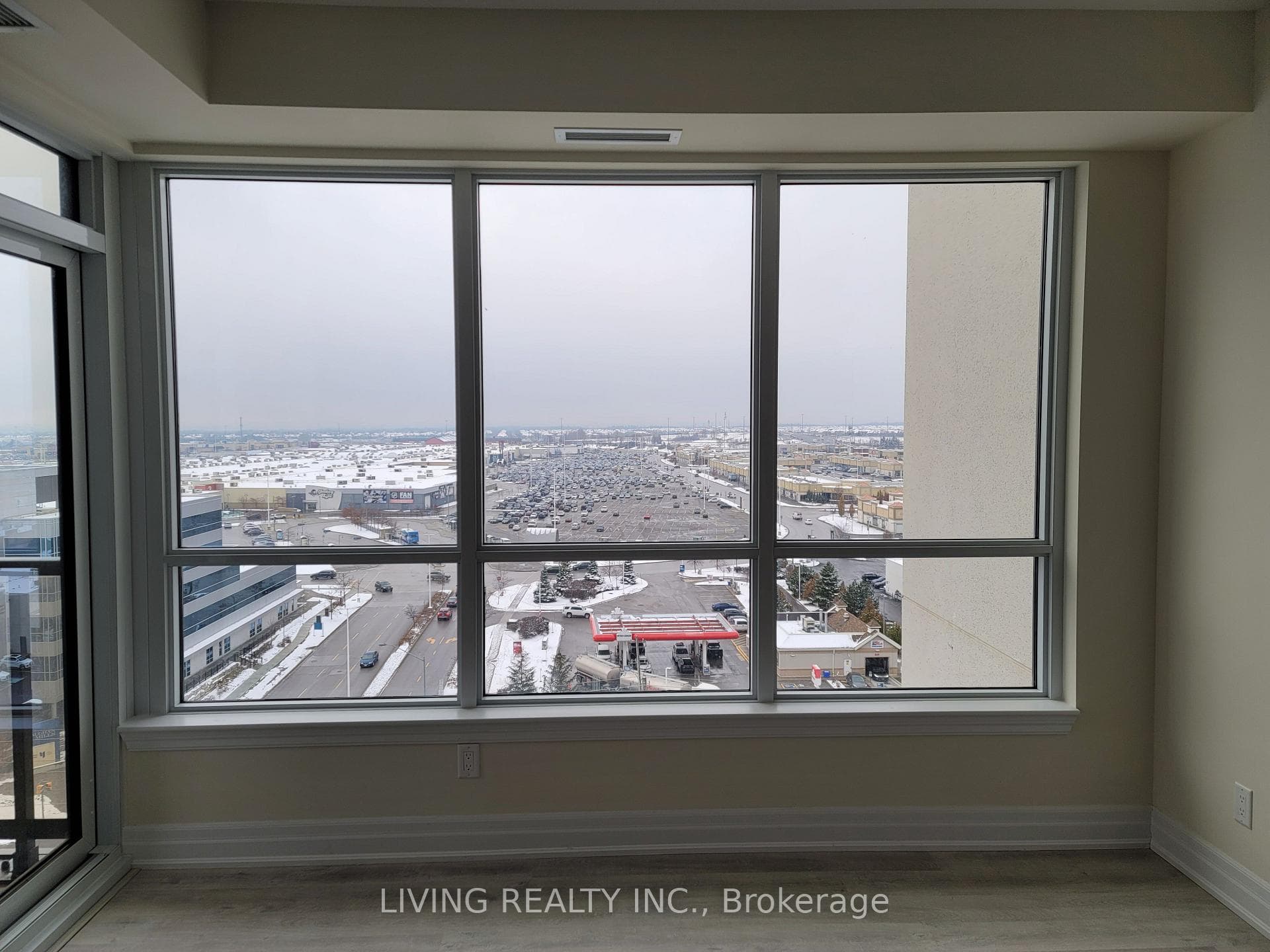 9075 Jane Street Unit 1108 photo 30