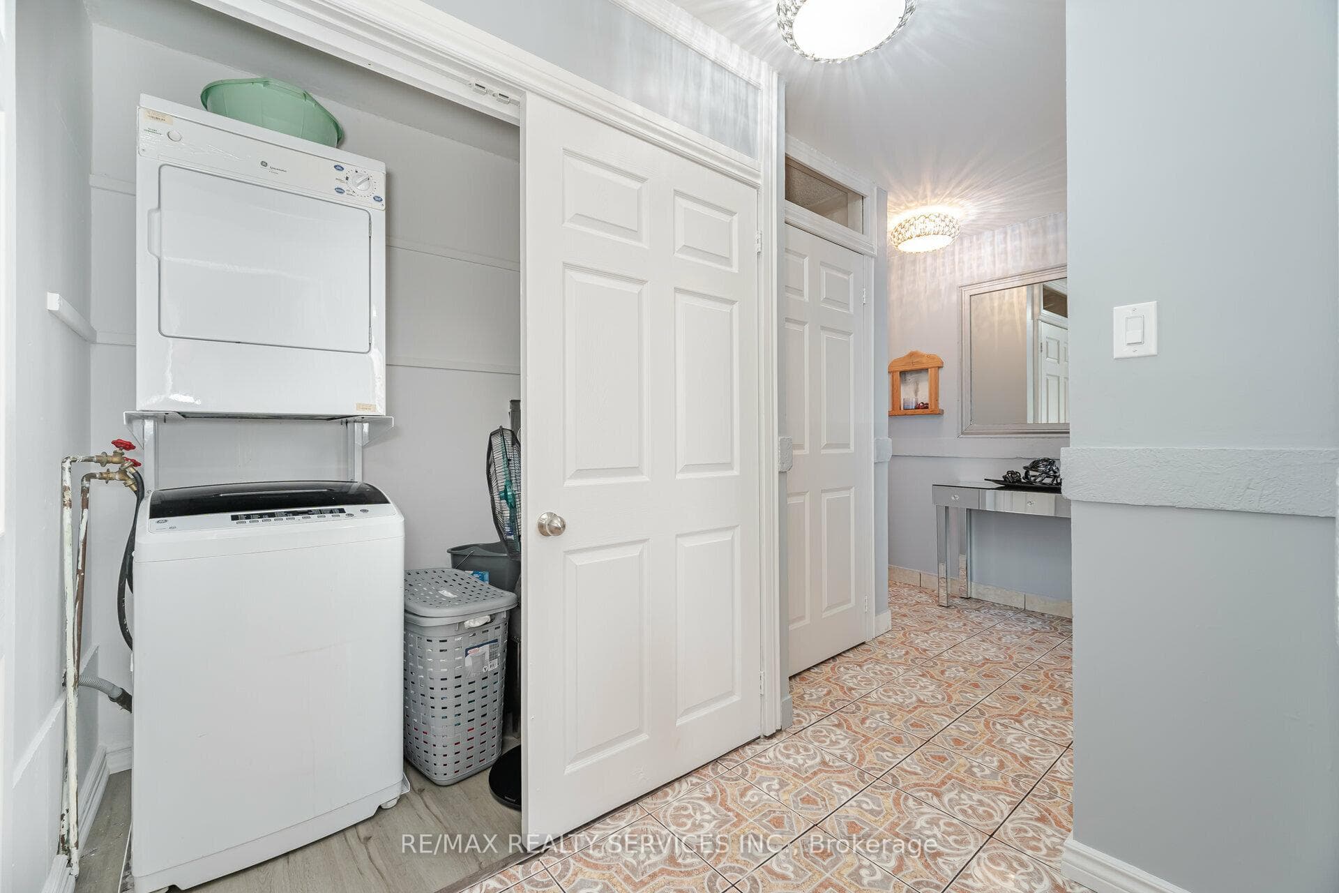 100 Lotherton Pathway Unit 410 photo 21