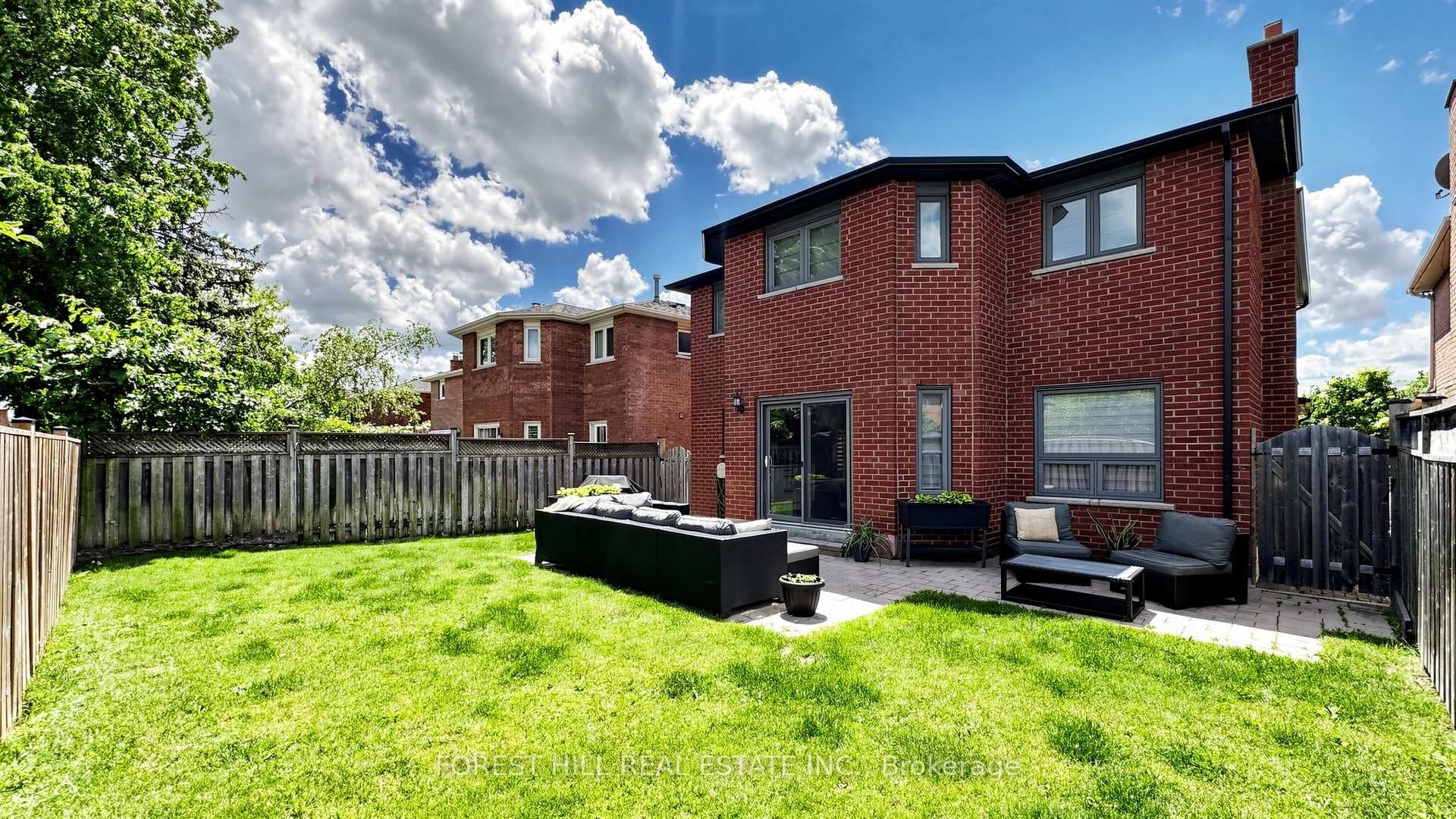 19 Romano Crescent photo 45