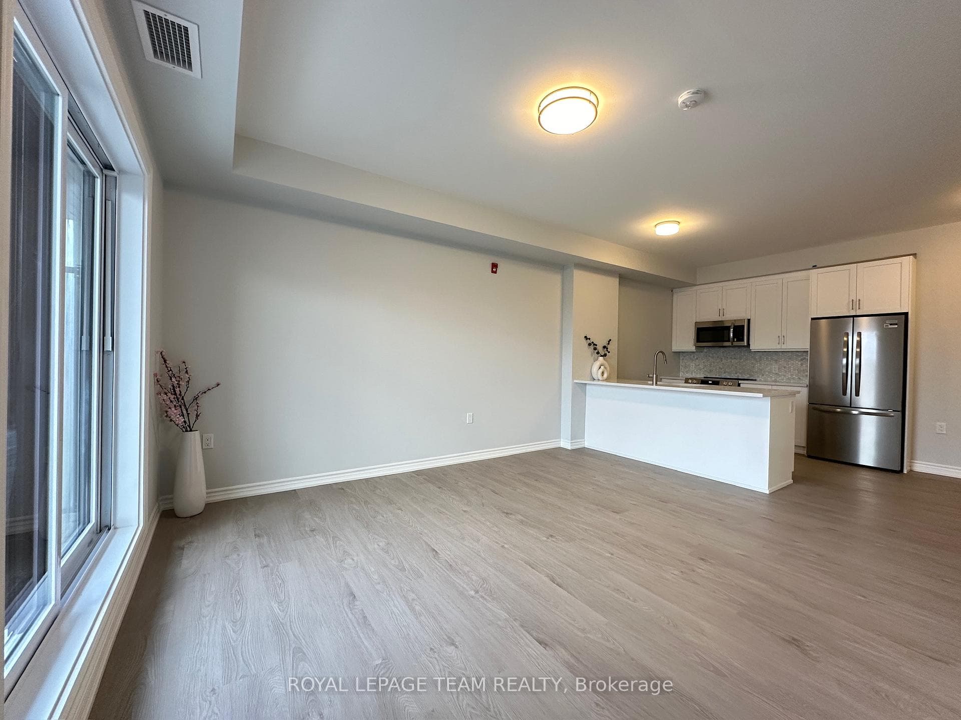 1350 Hemlock Road Unit 504 photo 8