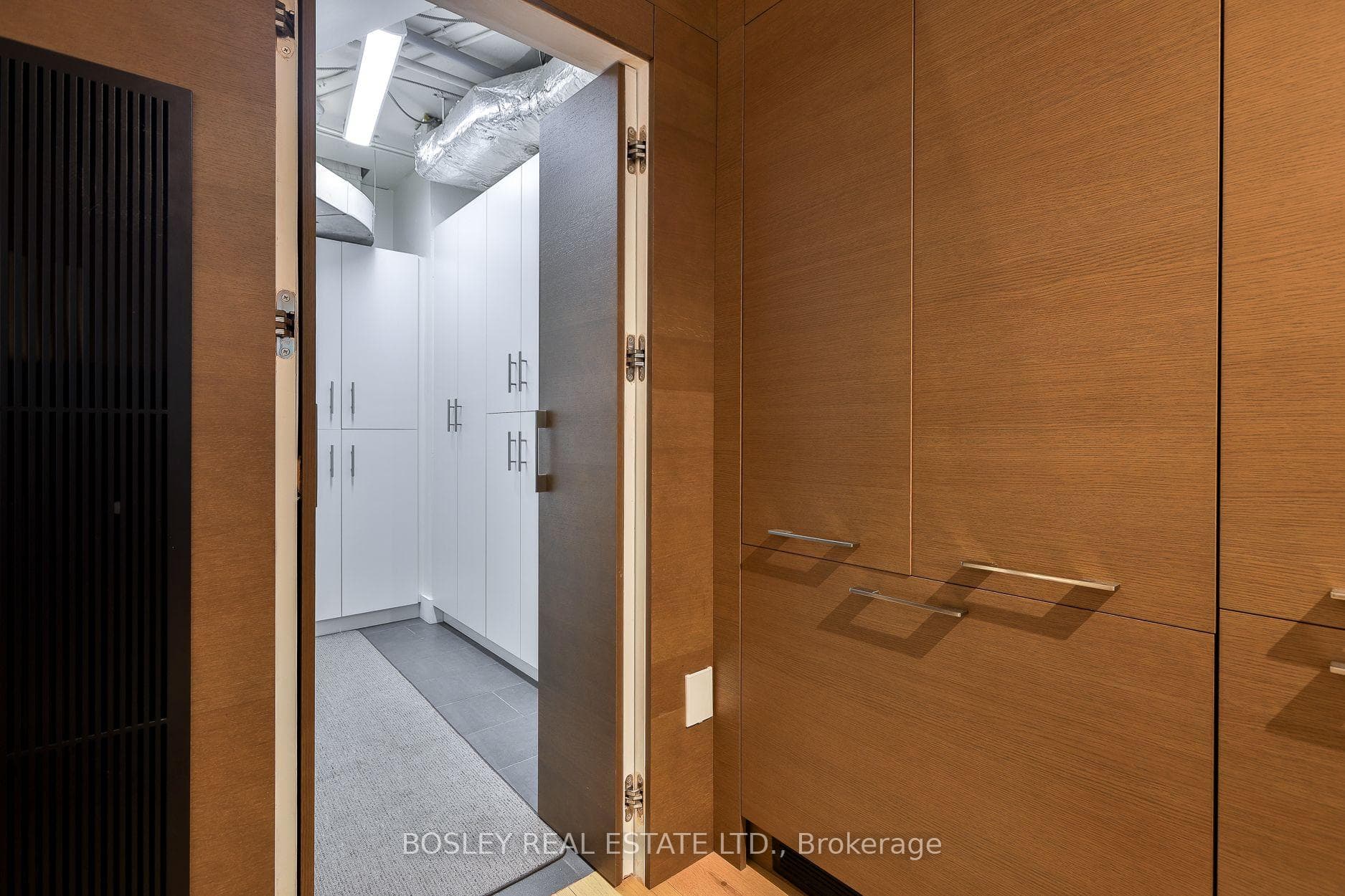 40 Oaklands Avenue Unit 107 photo 18
