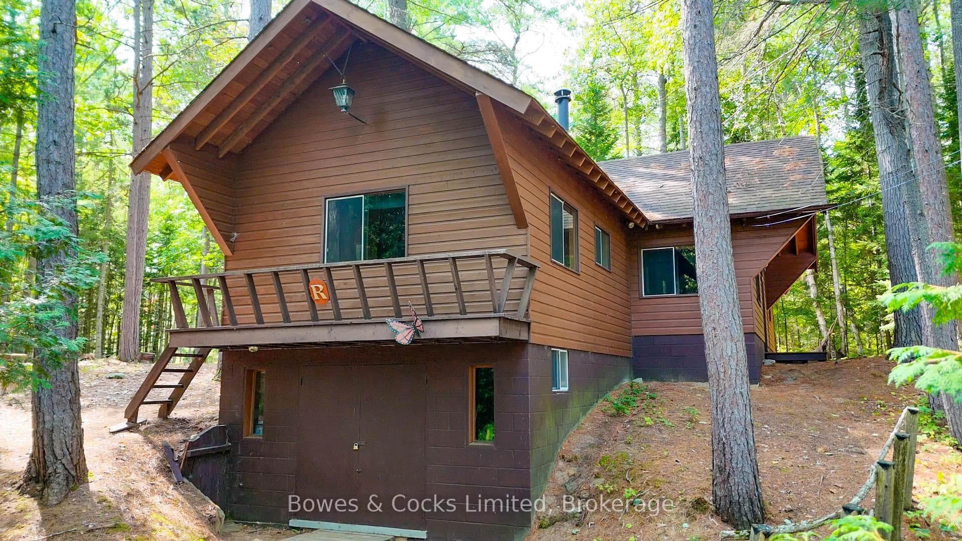 915 Madawaska River Drive photo 5
