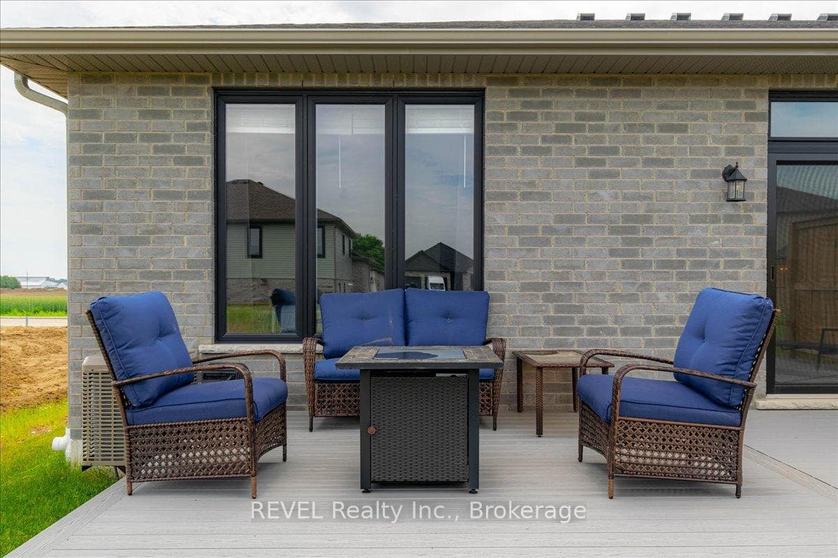 371 Argyle Avenue photo 28