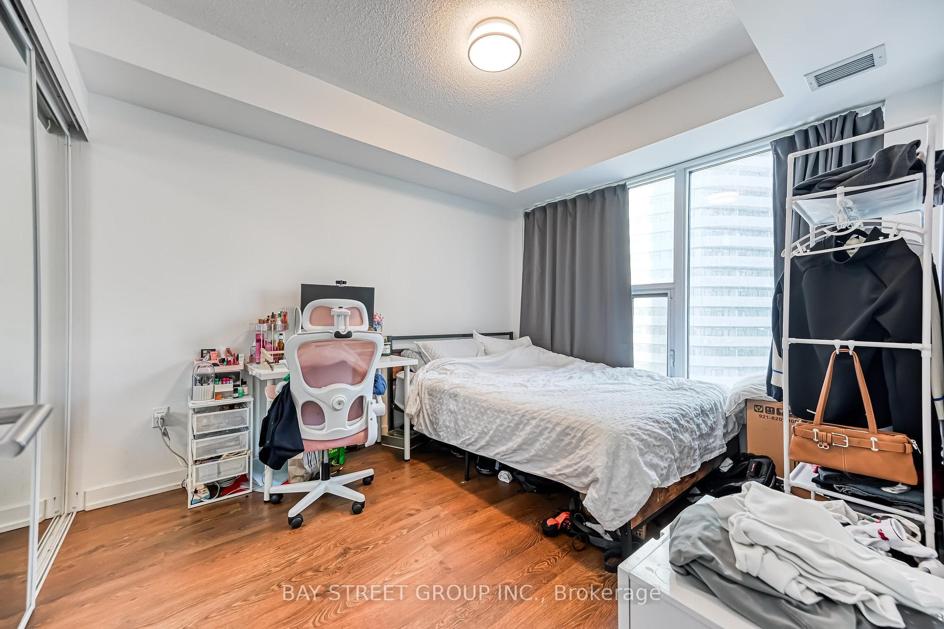10 York Street Unit 1002 photo 13