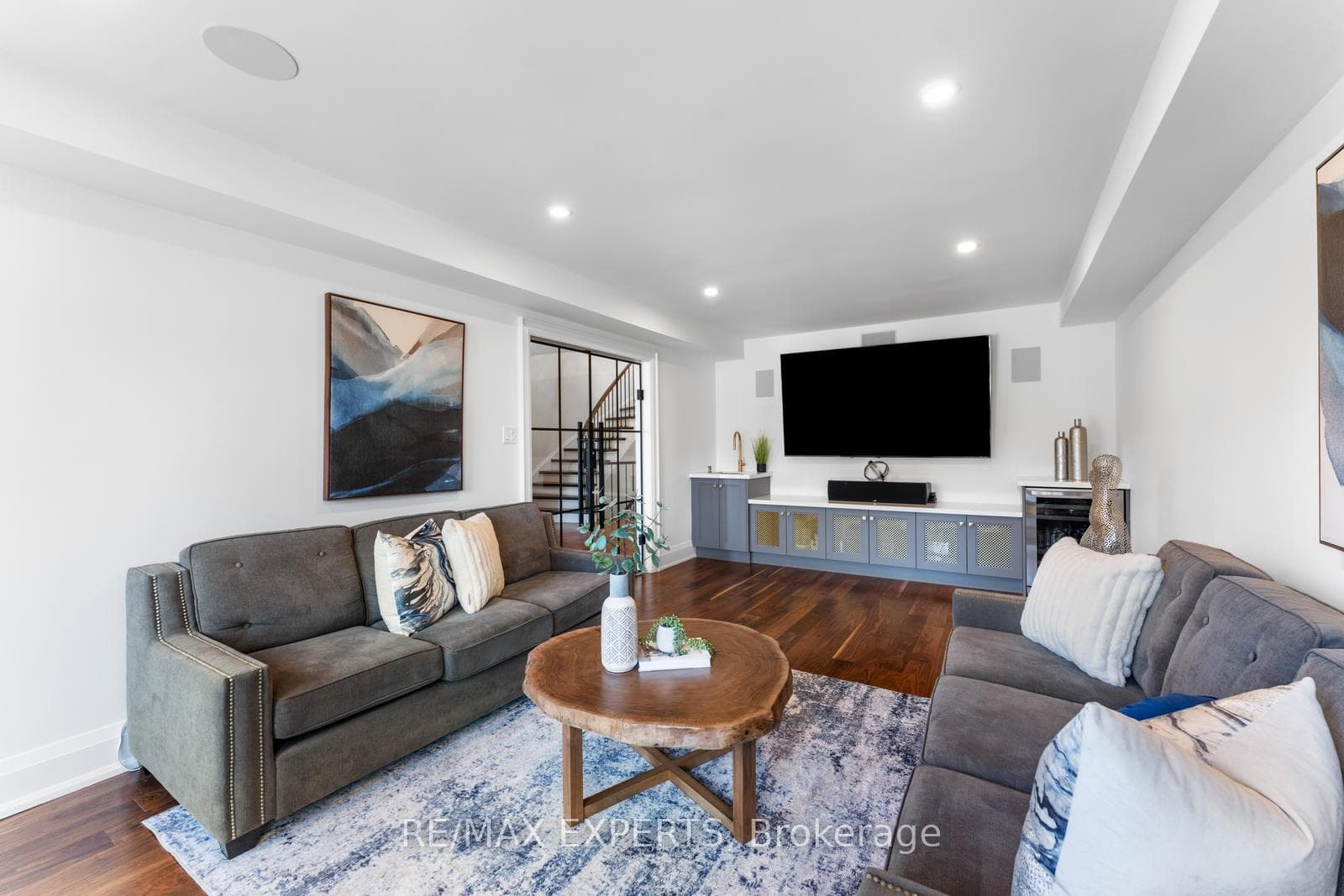126 Mellings Drive photo 13