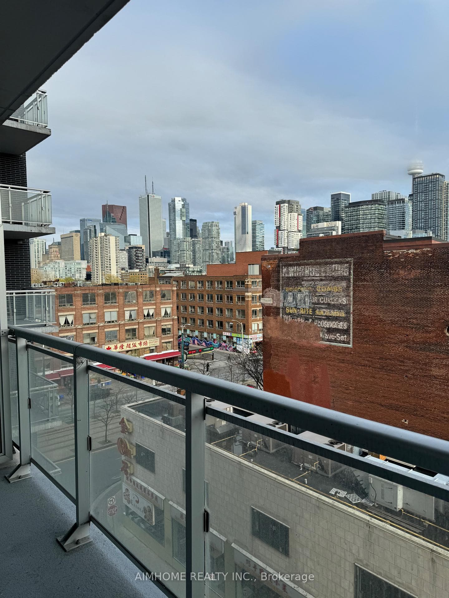 10 Willison Square Unit 706 photo 11
