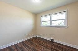 10 Collier Road photo 8