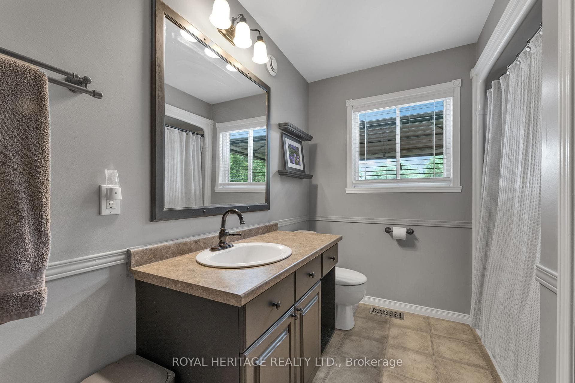 36 KENEDON Drive photo 18