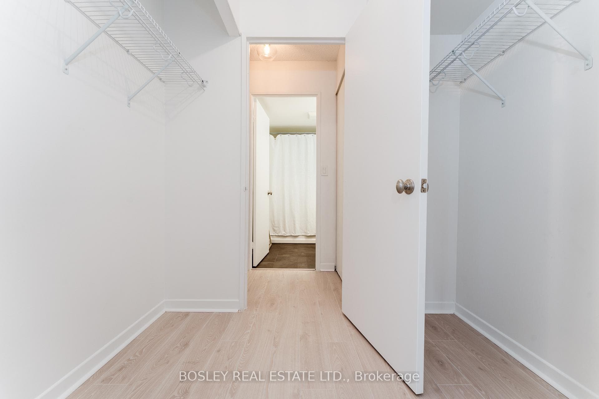 44 St Joseph Street Unit 1001 photo 31