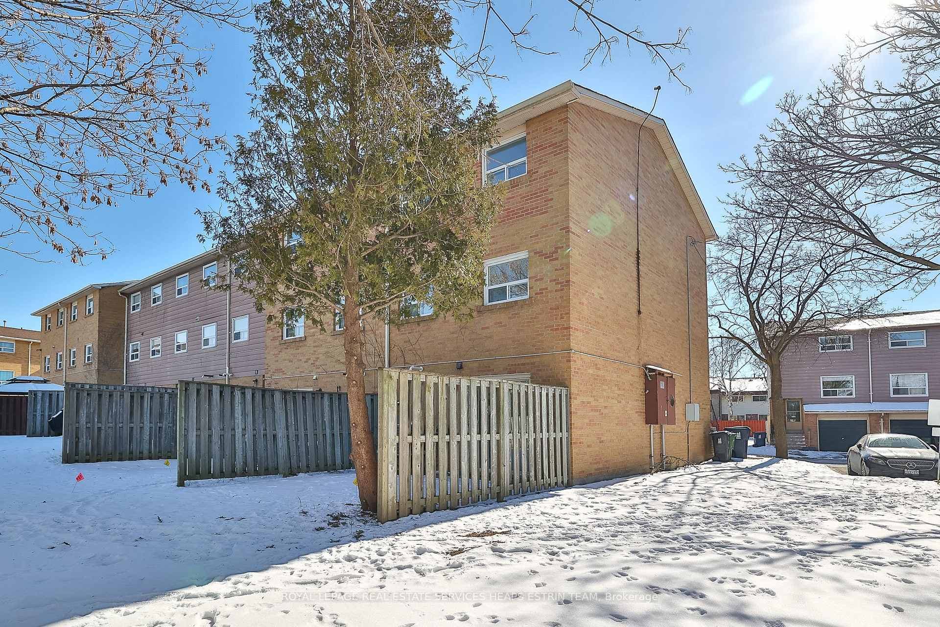 2830 Midland Avenue Unit TH15 photo 25