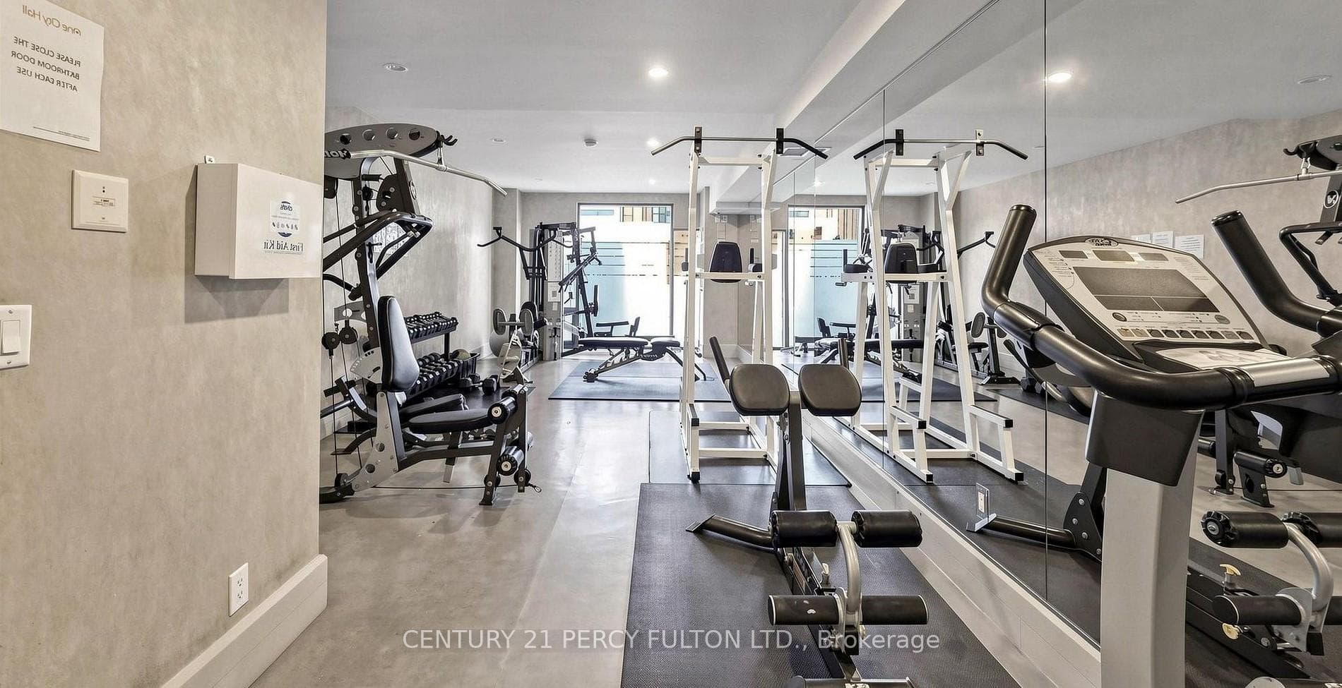 1501-111 Elizabeth St- gym