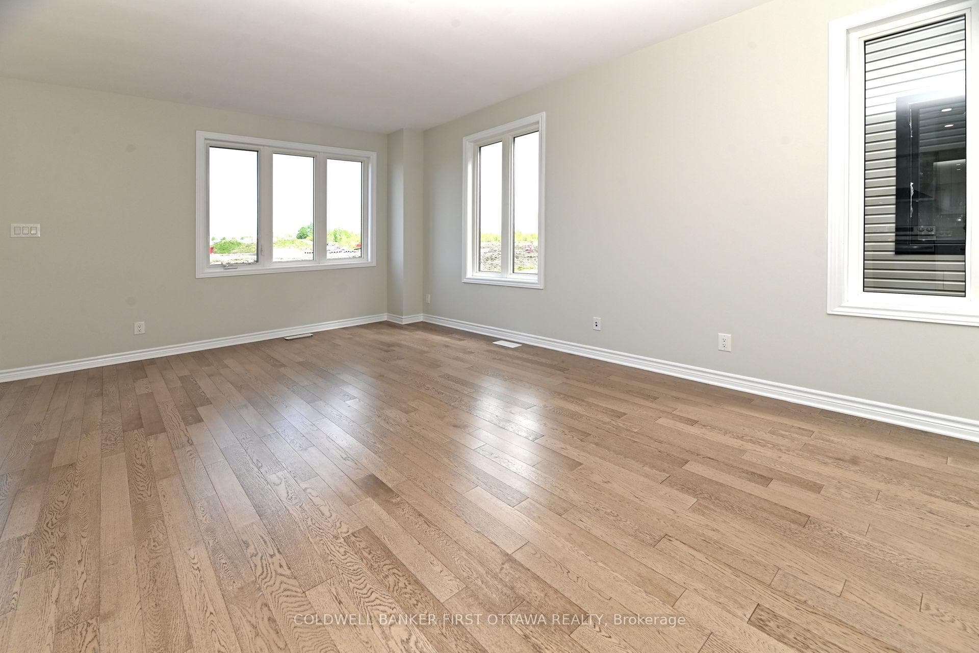 Great room o(Living & dining area)